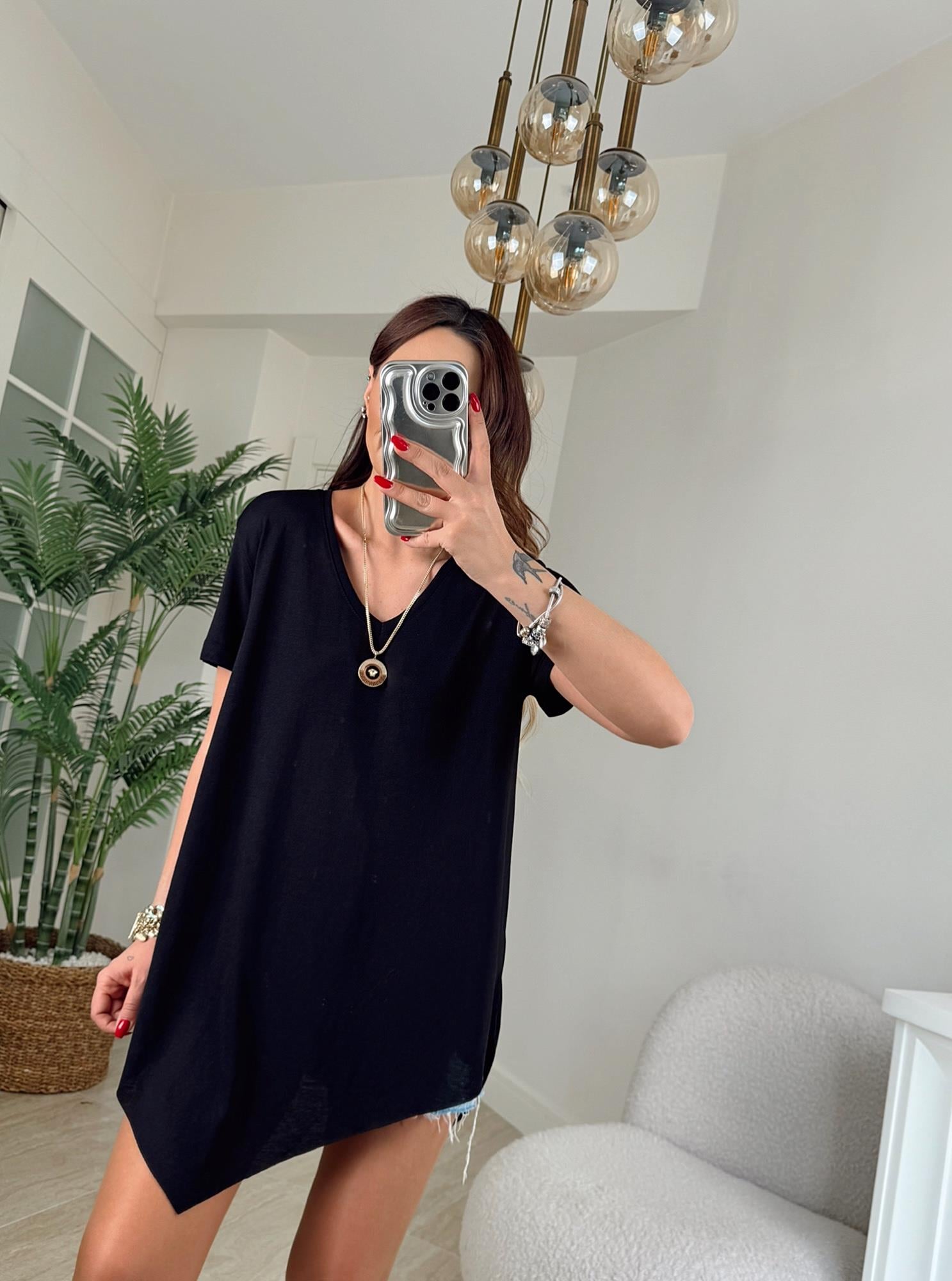Asimetrik Siyah Salaş Tshirt