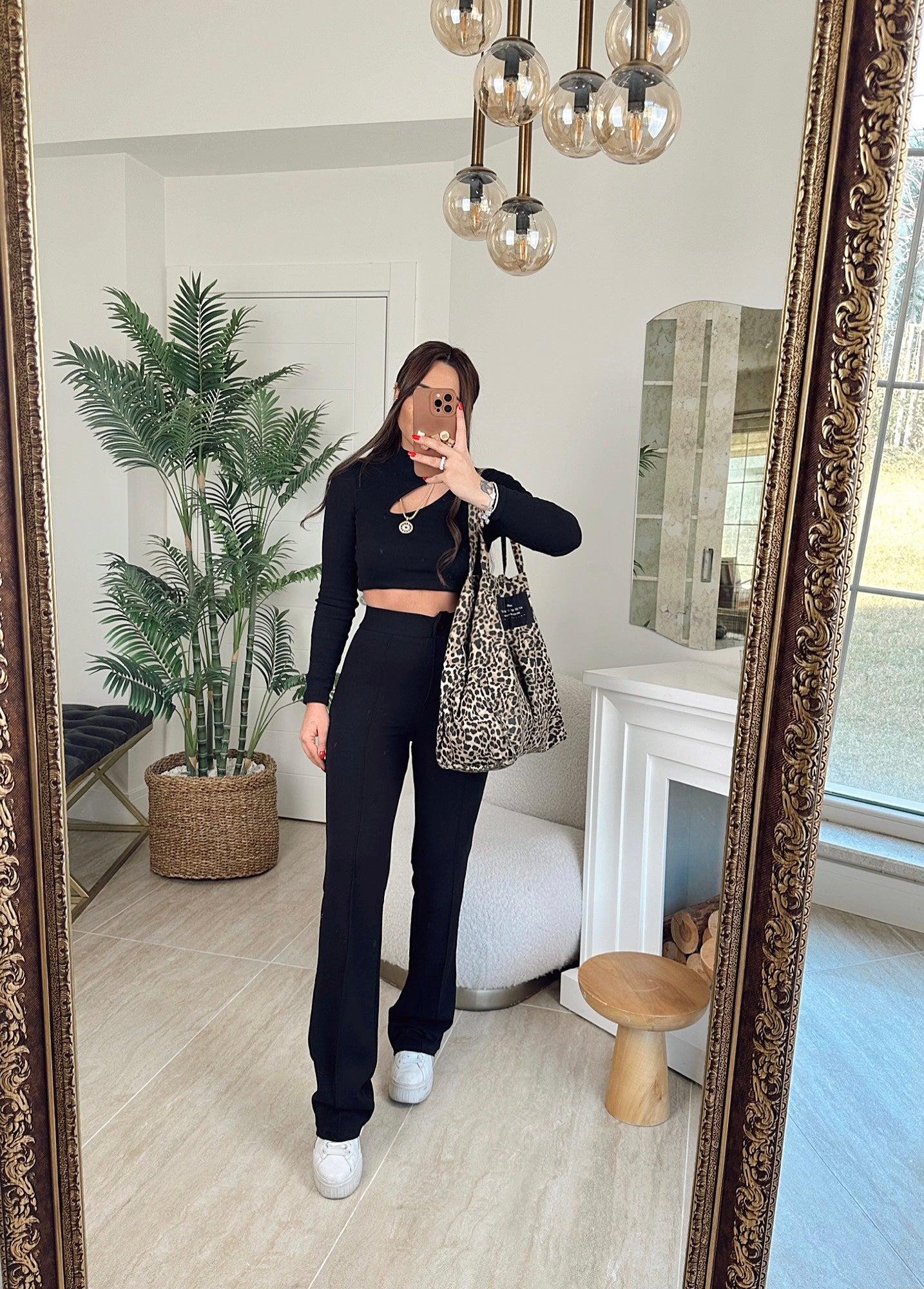 Balıkçı Yaka Göğüs Dekolteli Fitilli Crop