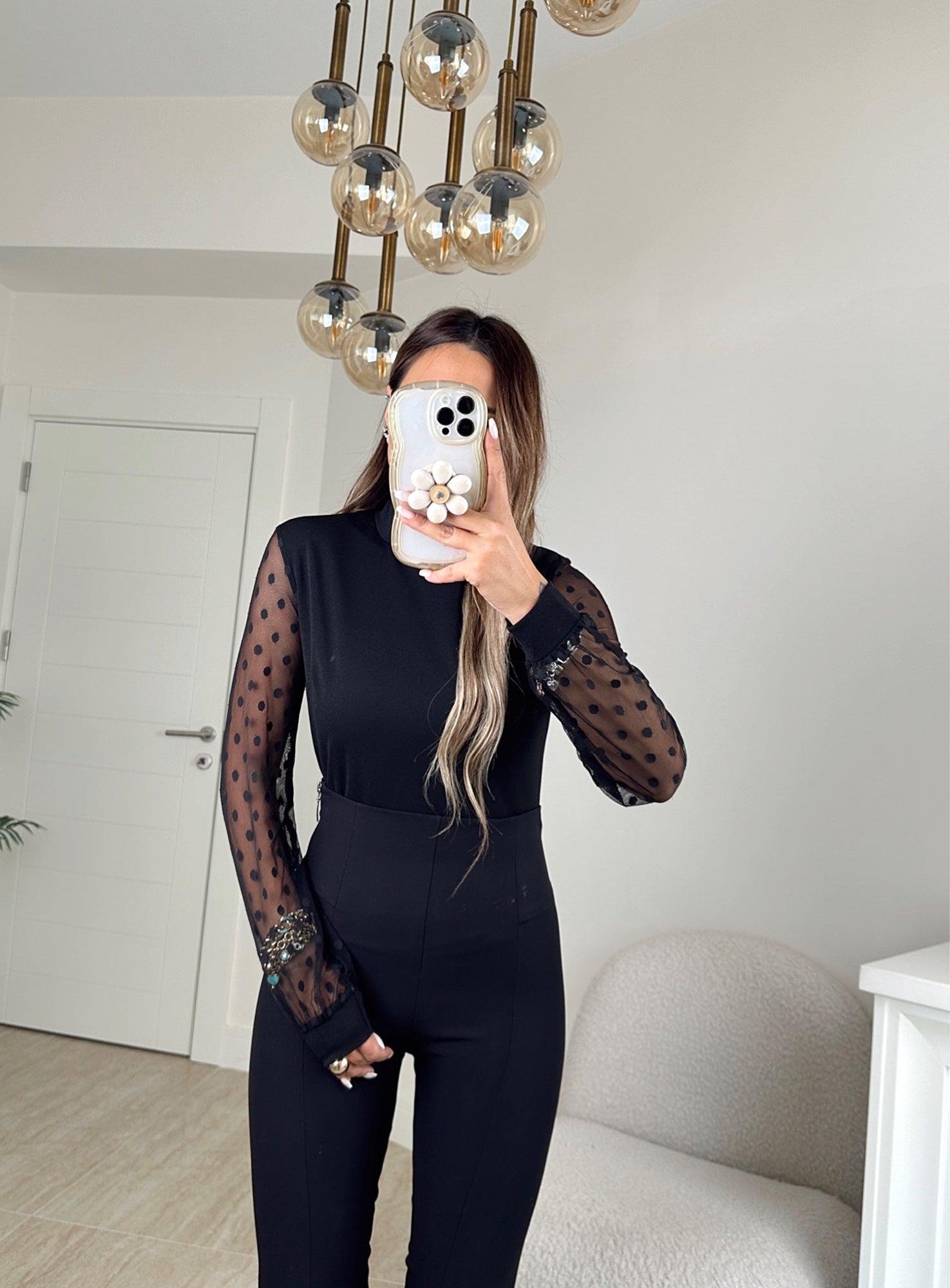 Balıkçı Yaka Kolları Tül Detay Siyah Bodysuit