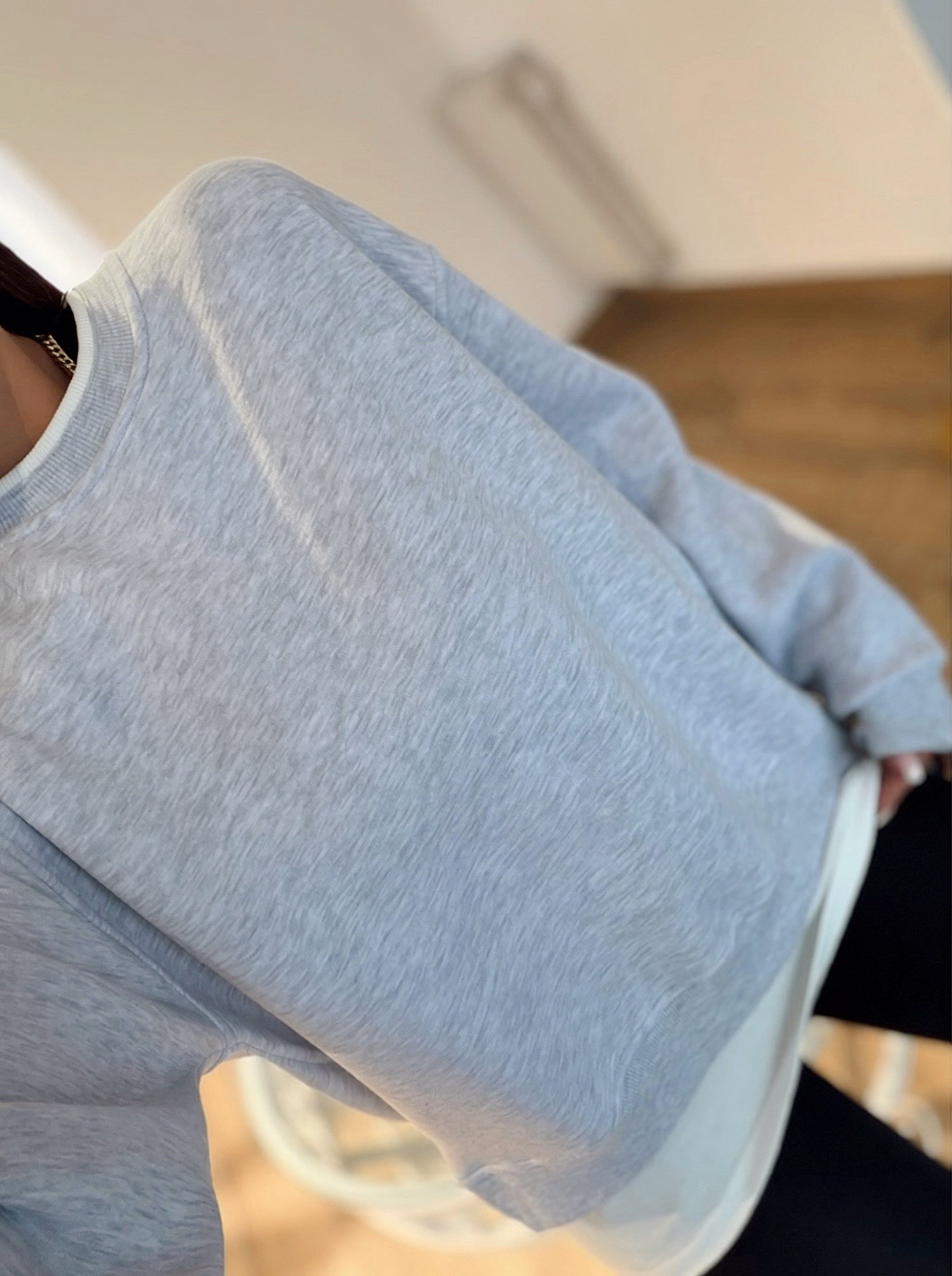 Basic Detay Gri Şardonlu Sweat