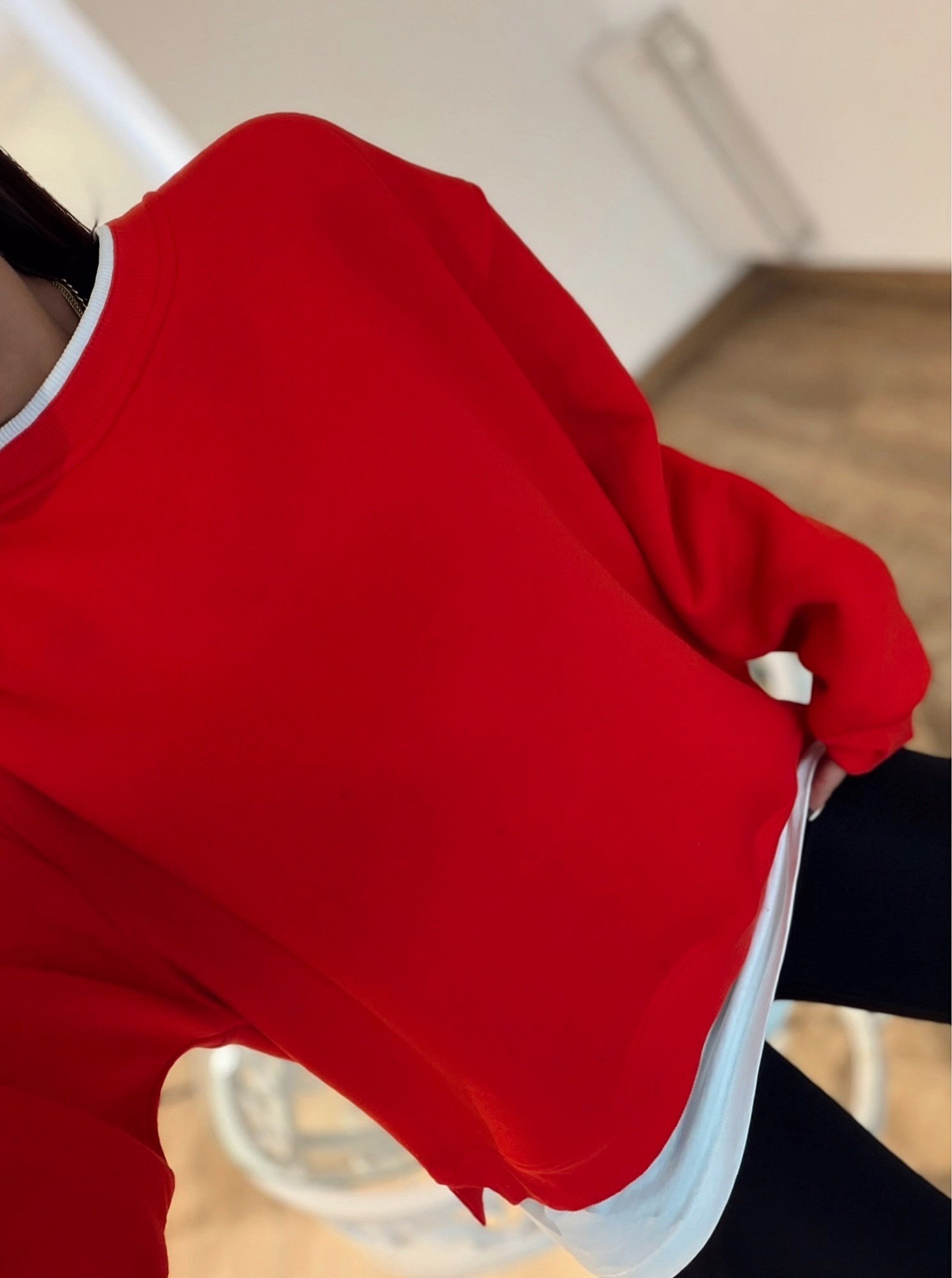 Basic Detay Kırmızı Şardonlu Sweat