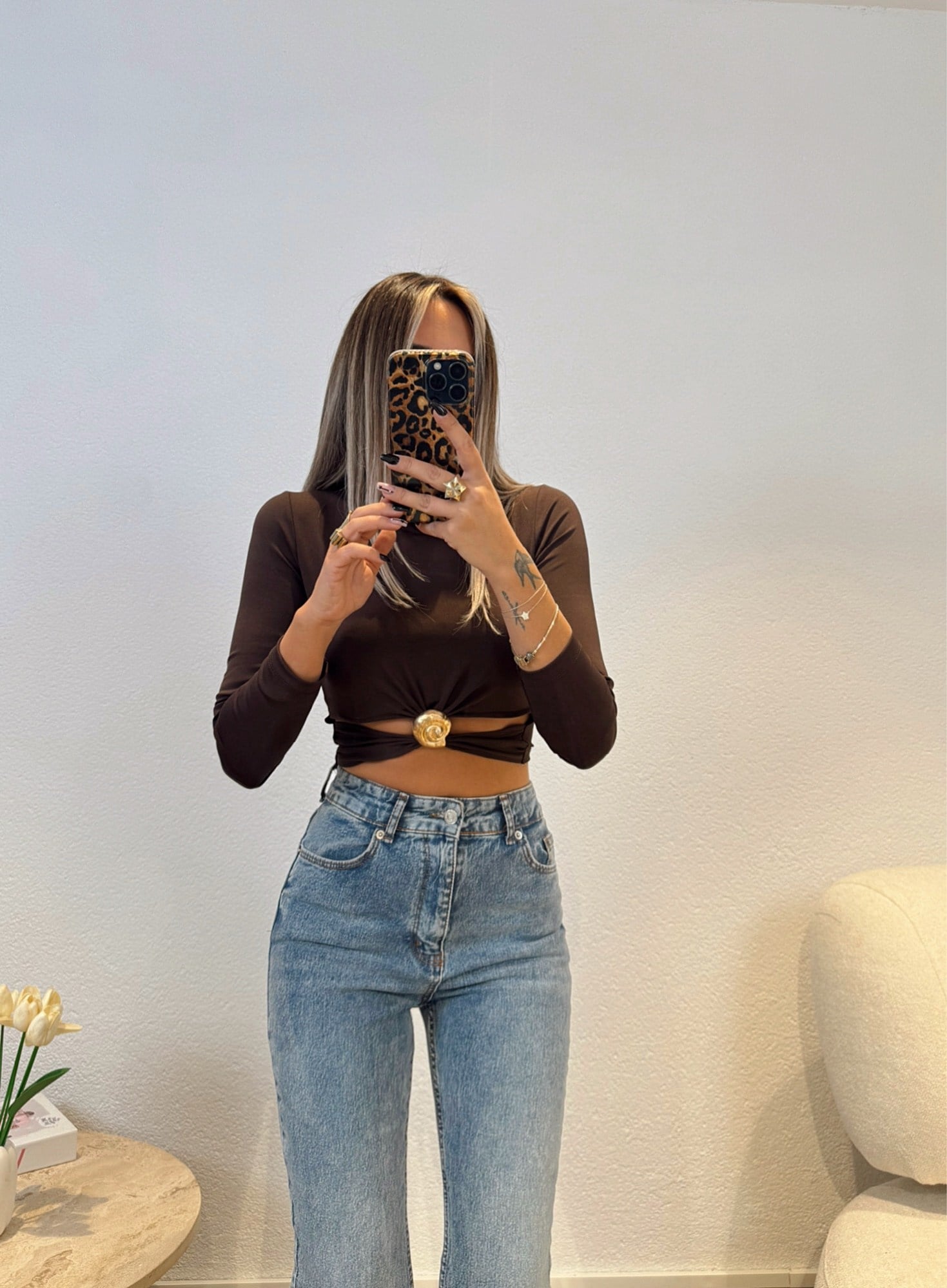 Bel Aksesuarlı Kahve Crop