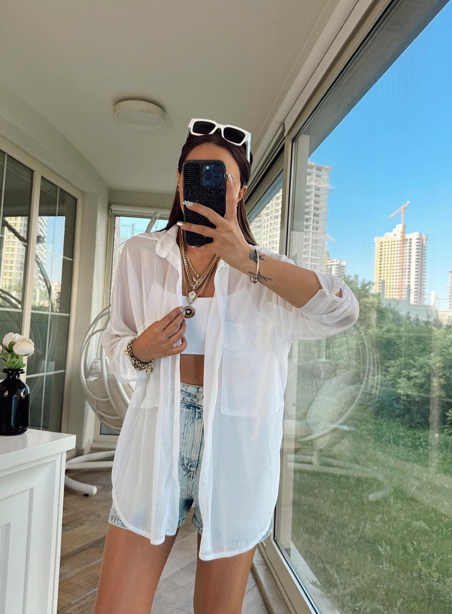 Beyaz Oversize Tül Gömlek
