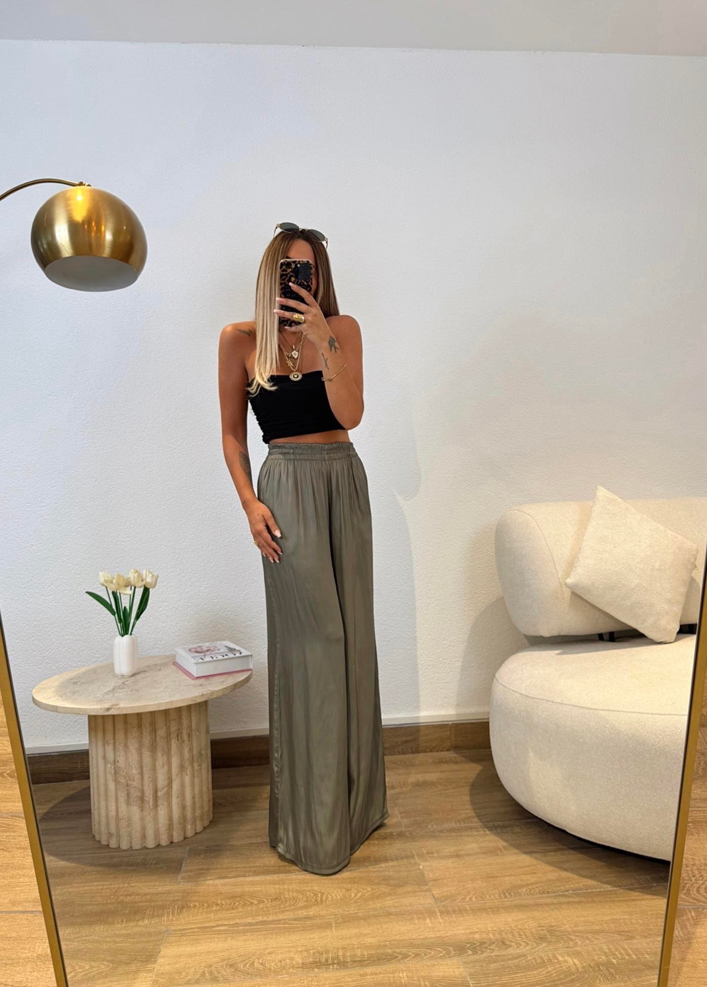 Boyun Detay Sandy Drapeli Crop