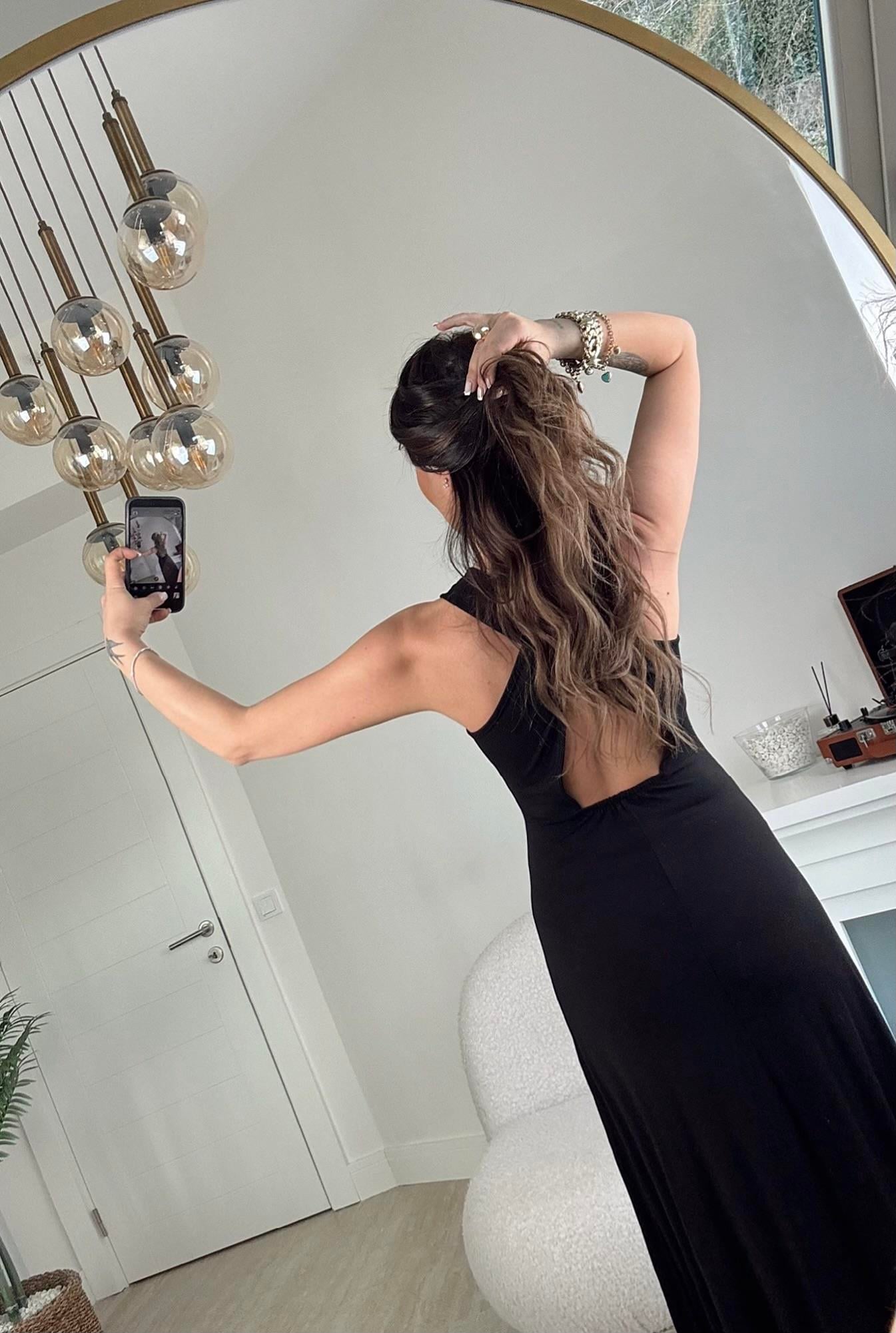 Çapraz Sırt Detay Halter Yaka Midi Elbise