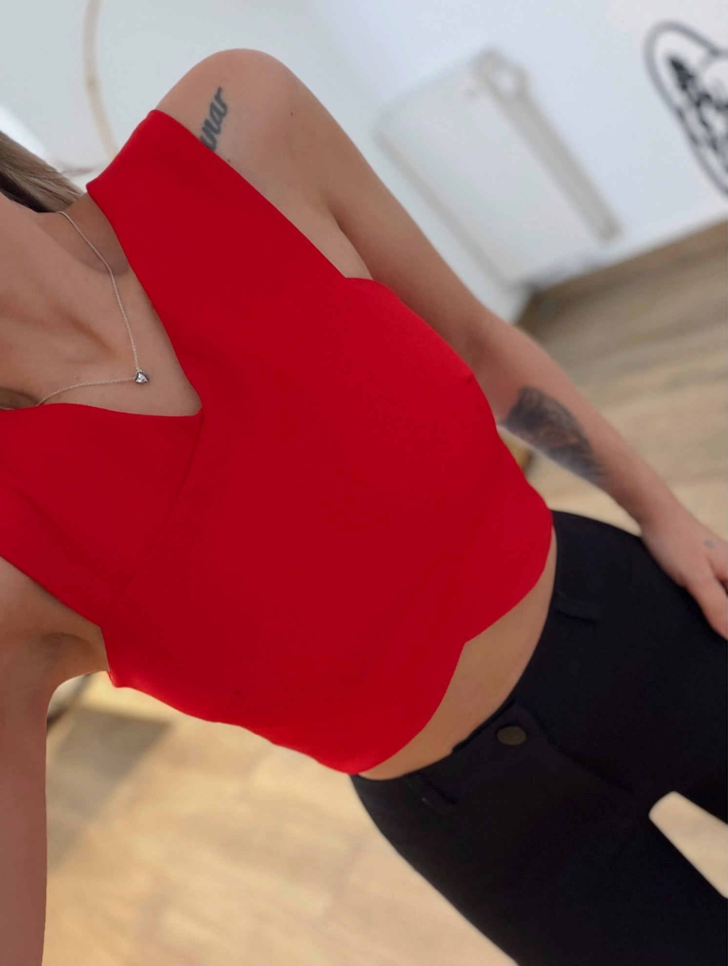 Crep Kumaş Kırmızı Crop