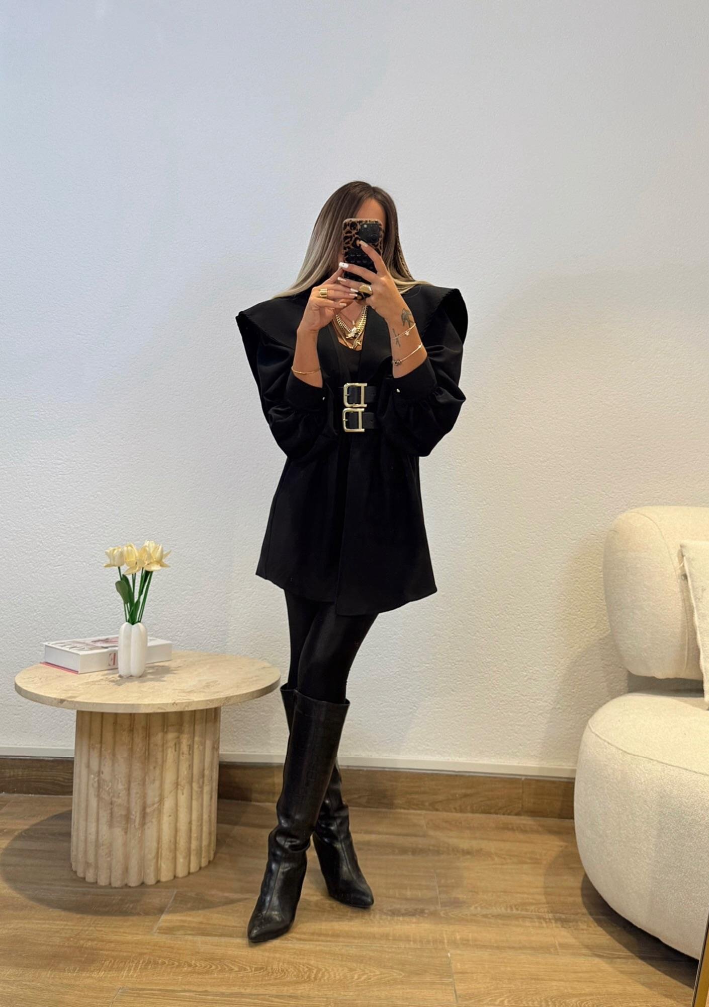 Deri Kemerli Siyah Trenchcoat