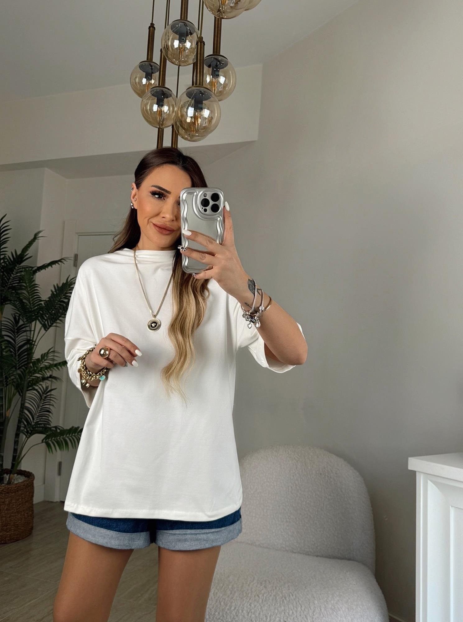 Dik Yaka Duble Kol Oversize Beyaz Basic