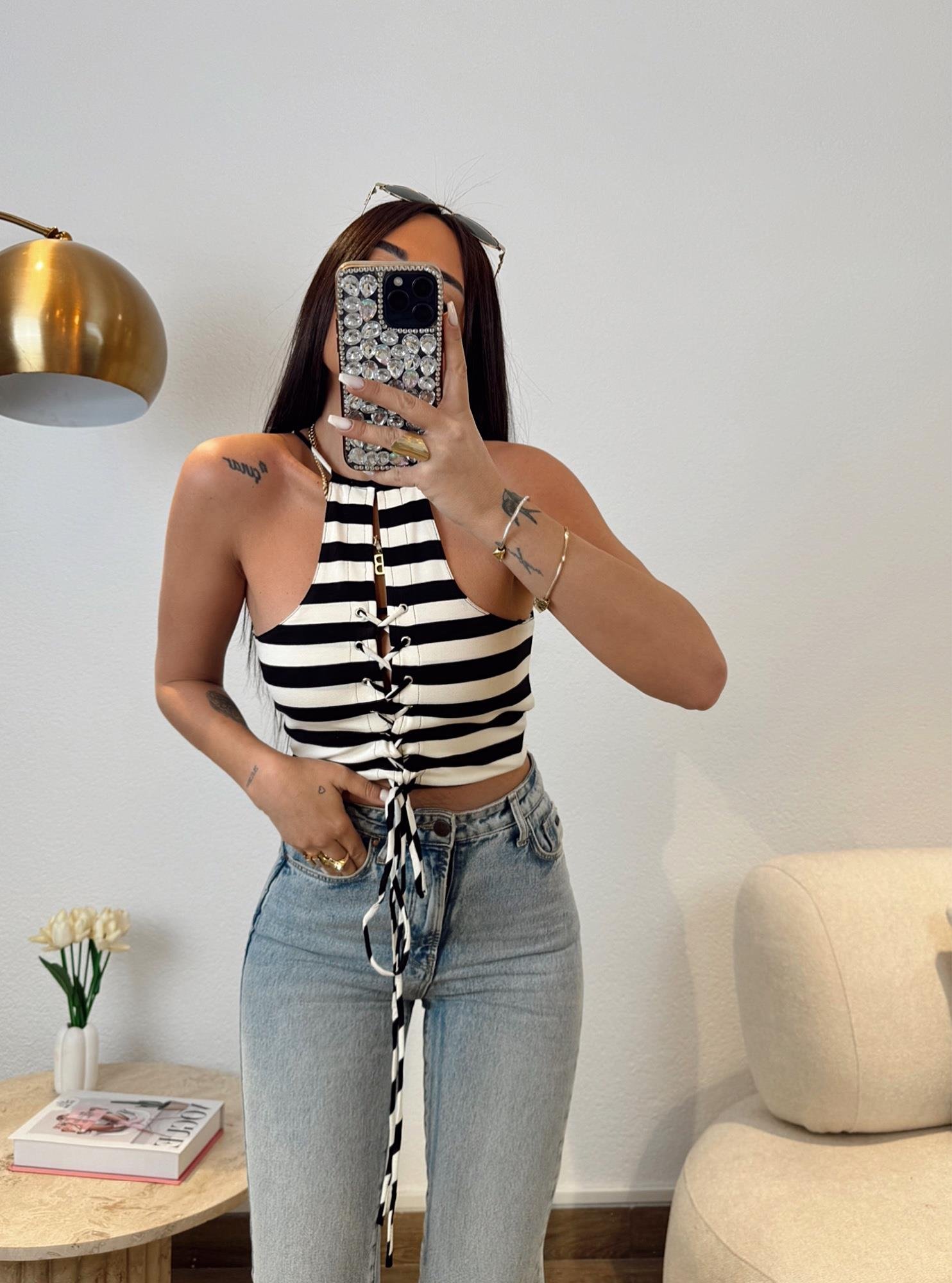 Dilvin Boyundan Bağlamalı Crop