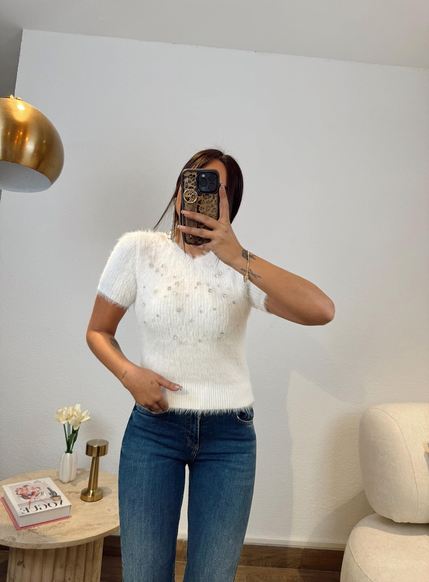 Dilvin Taşlı Beyaz Yumoş Crop