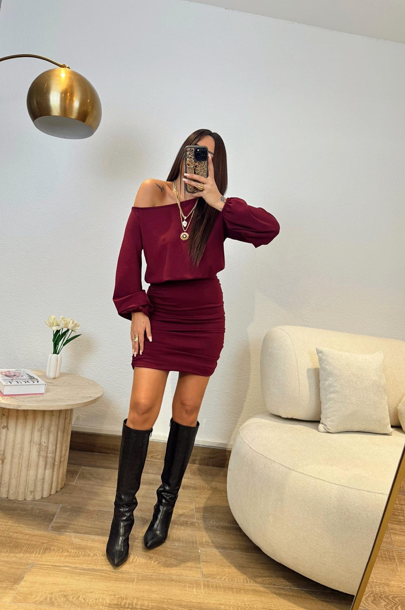 Düşük Omuz Drapeli Bordo Elbise