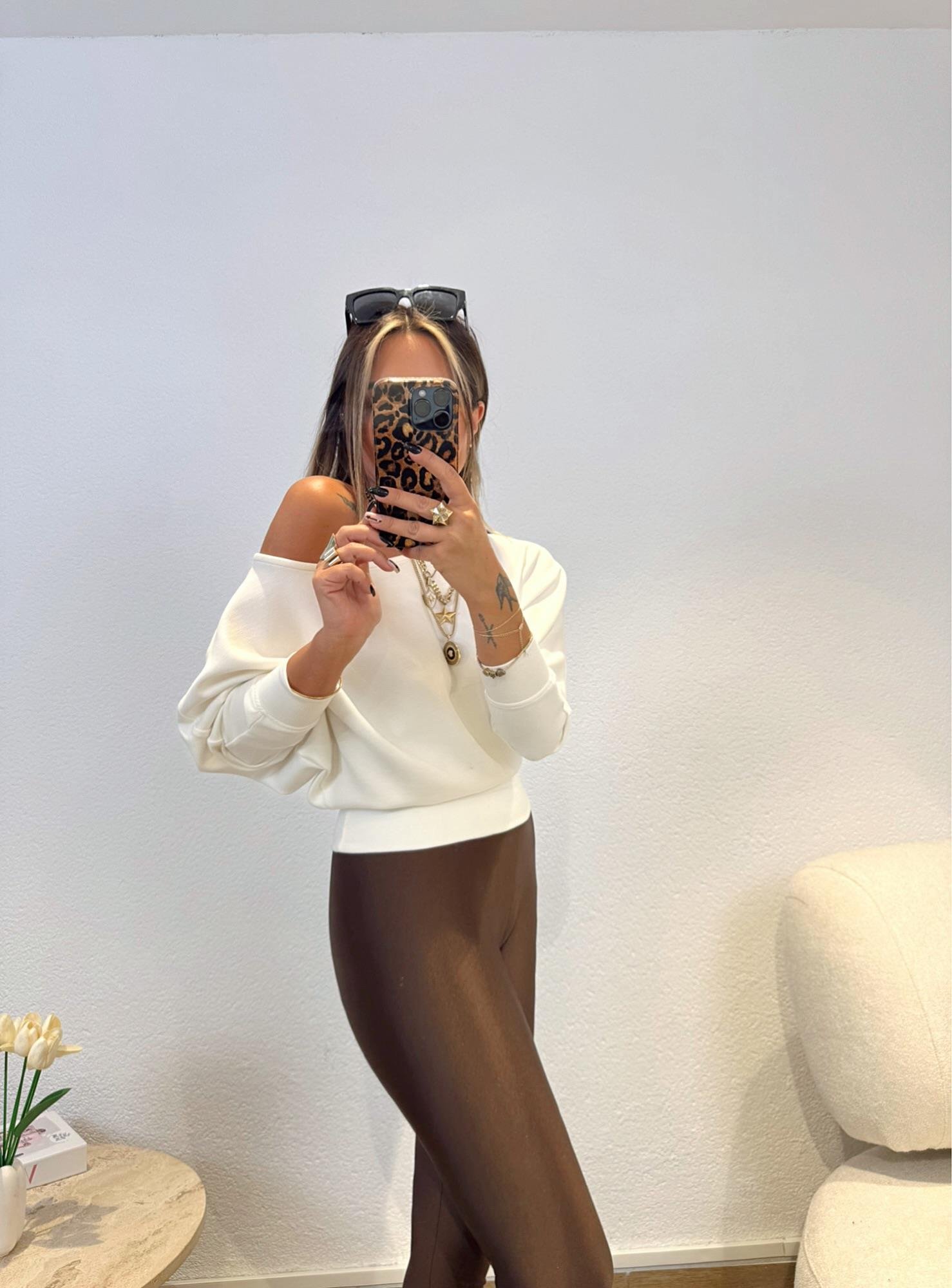 Düşük Omuz Modal Beyaz Sweat