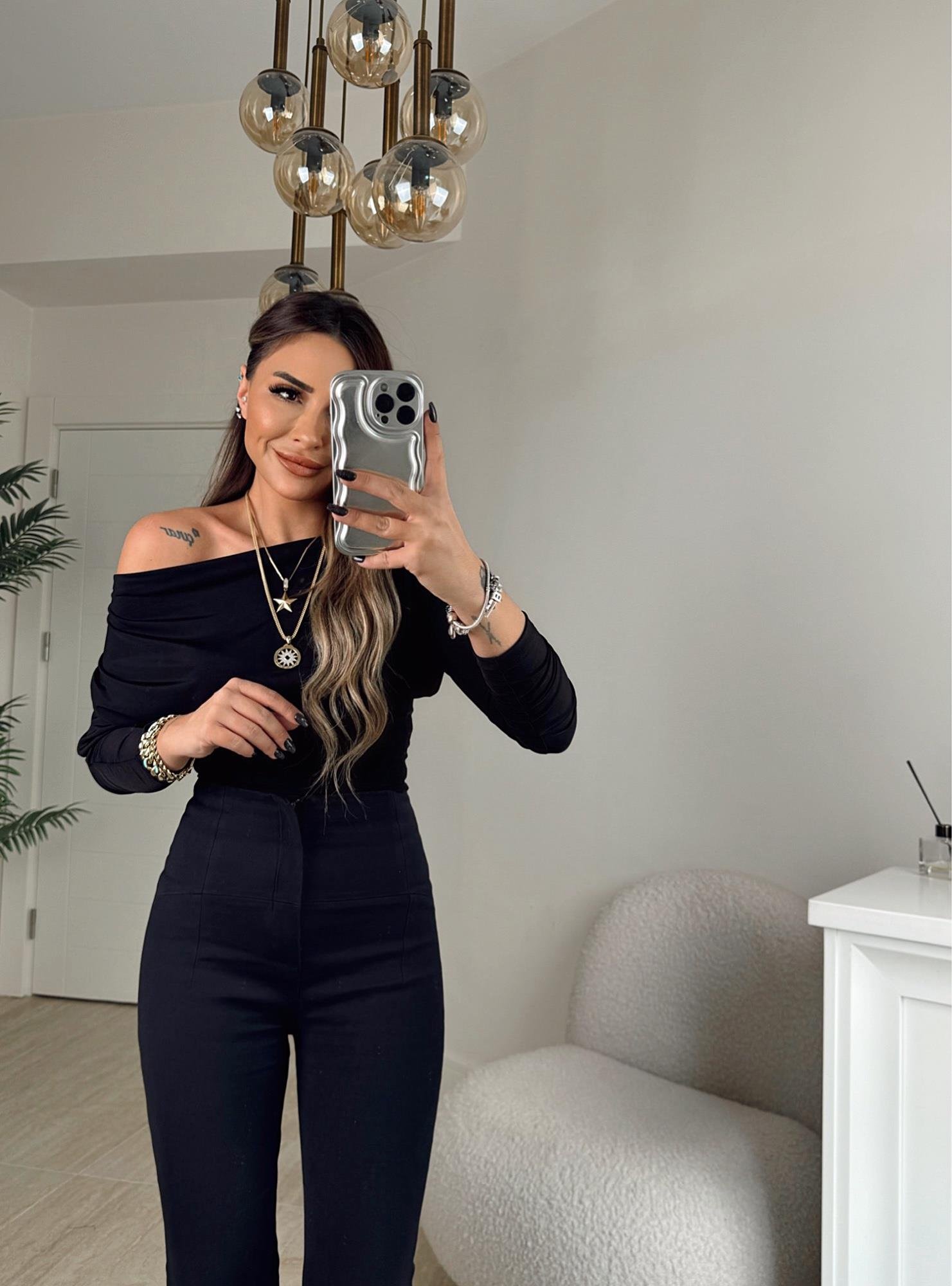 Düşük Omuz Yarasa Model Sandy Siyah Badi