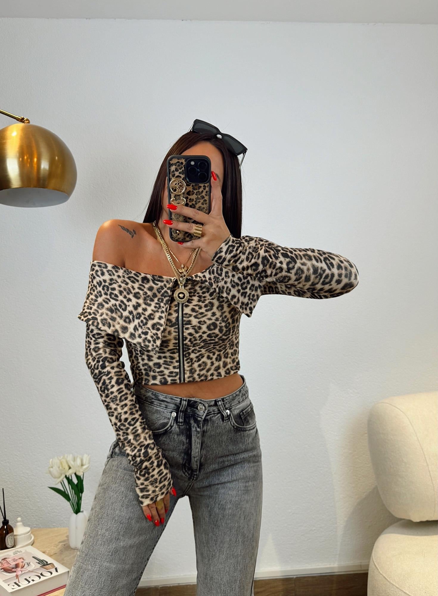 Geniş Yaka Leopar Desen Fermuarlı Badi