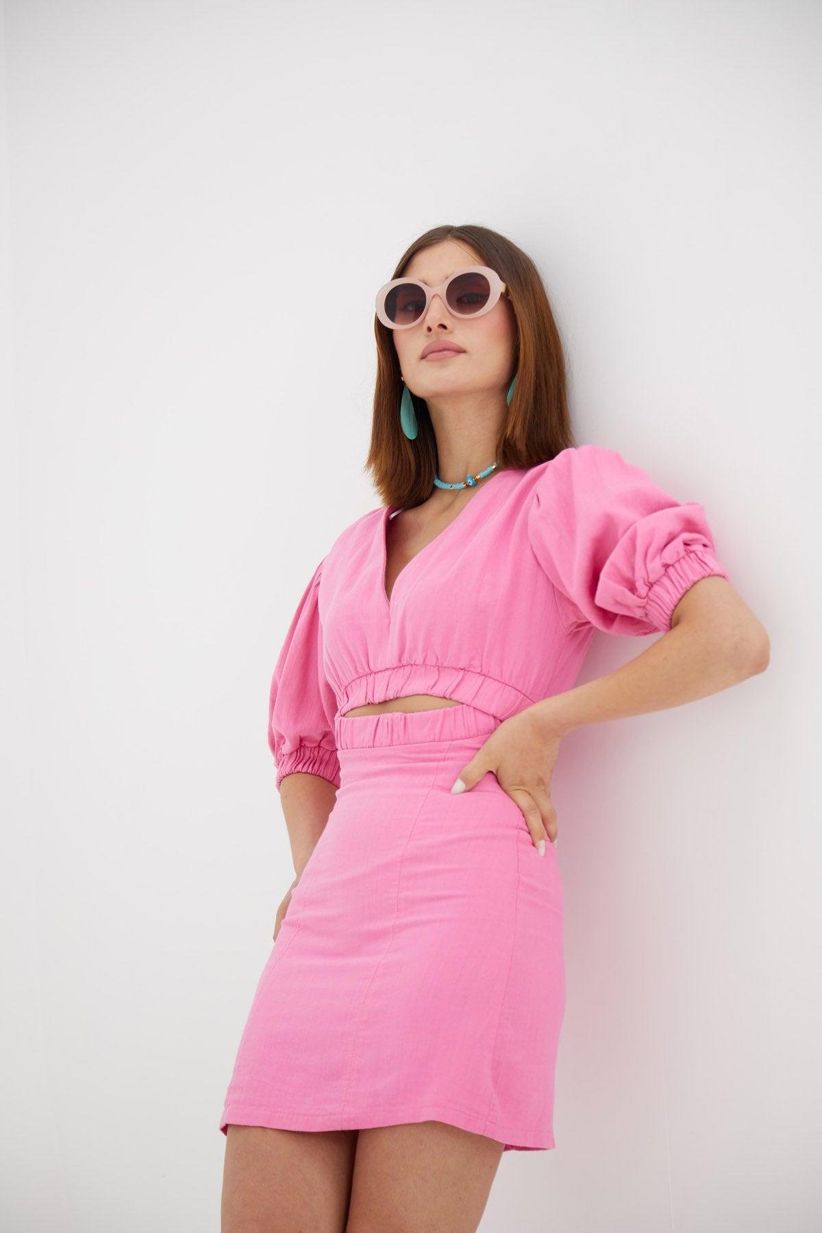 Göbek Dekolte Pembe Keten Elbise