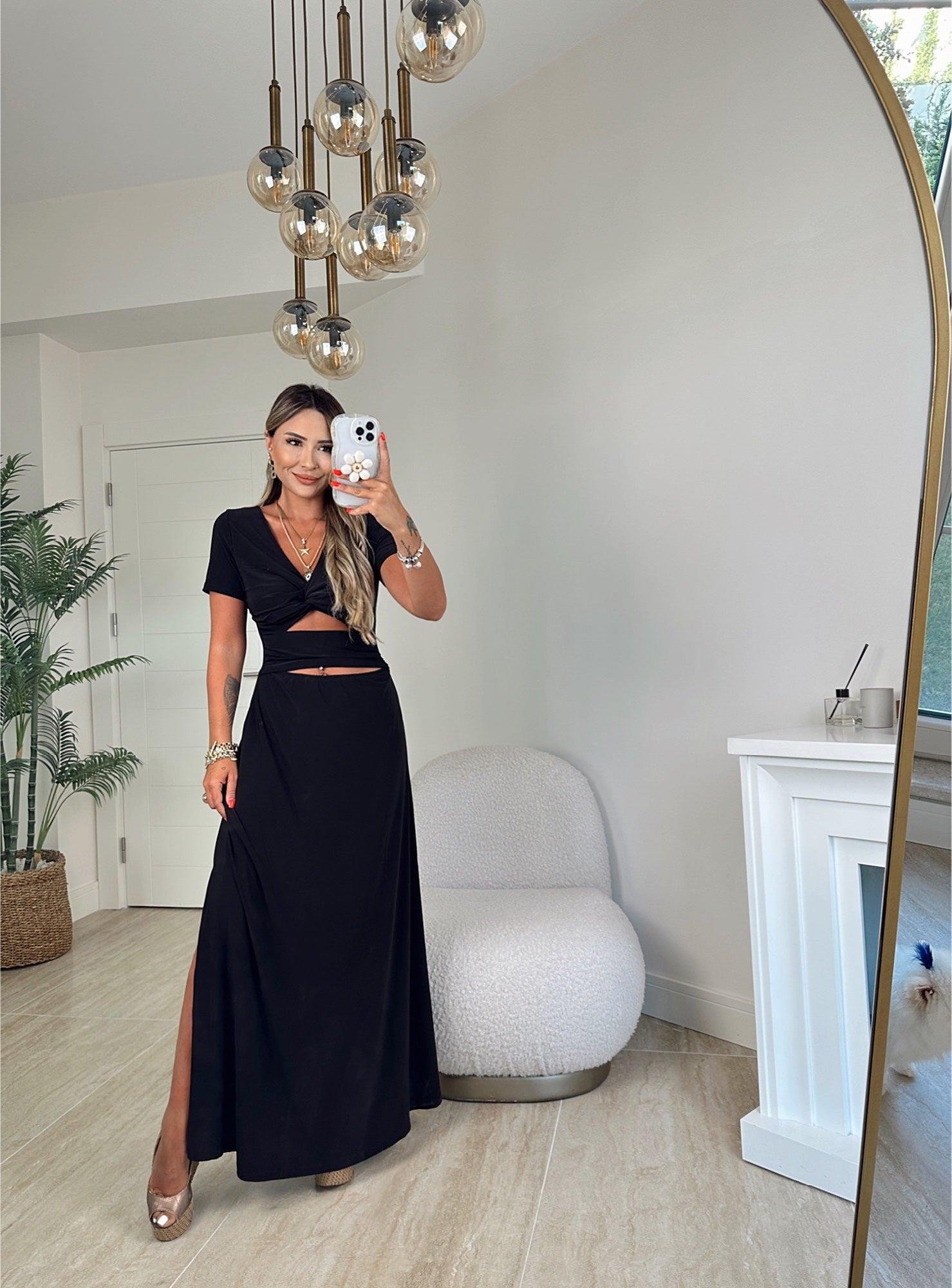 Göbek Dekolteli Yanları Yırtmaçlı Maxi Boy Sandy Elbise