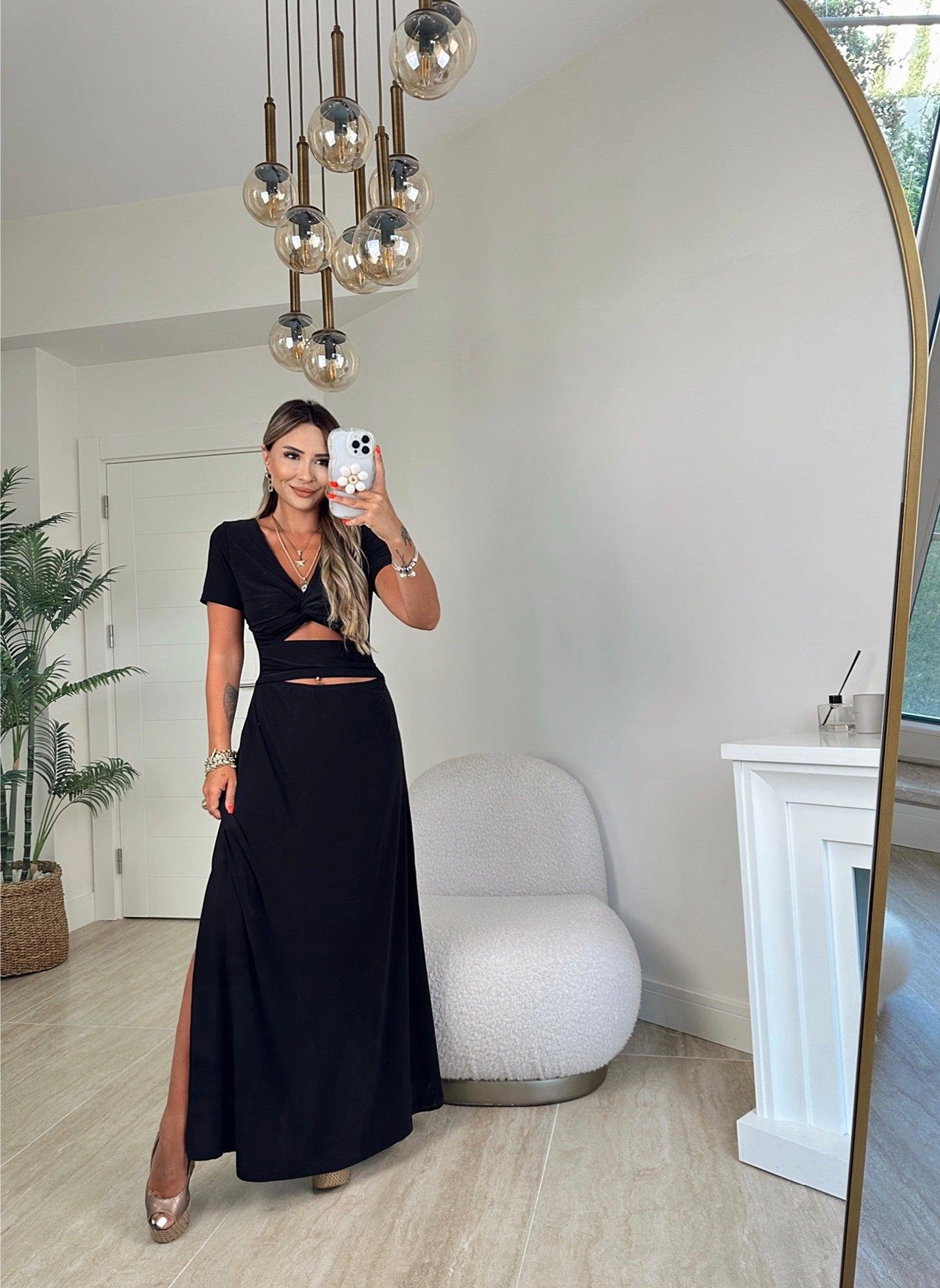 Göbek Dekolteli Yanları Yırtmaçlı Maxi Boy Sandy Elbise