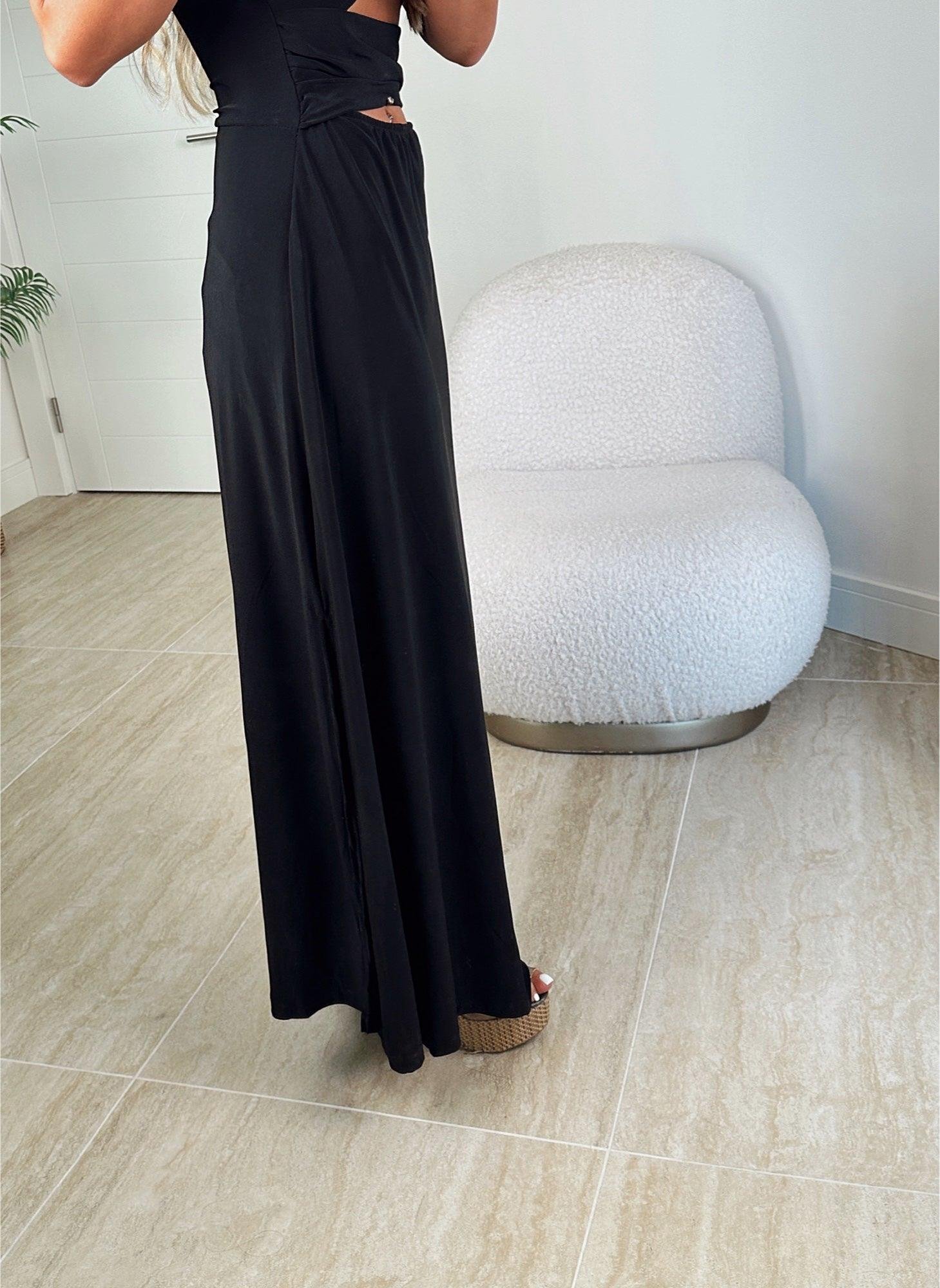 Göbek Dekolteli Yanları Yırtmaçlı Maxi Boy Sandy Elbise