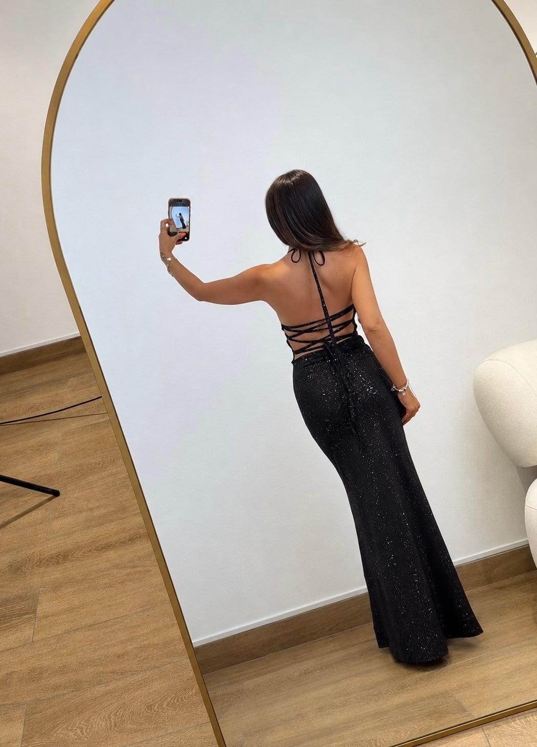 Göğüs Kaplı Sırt Dekolteli Simli Maxi Elbise