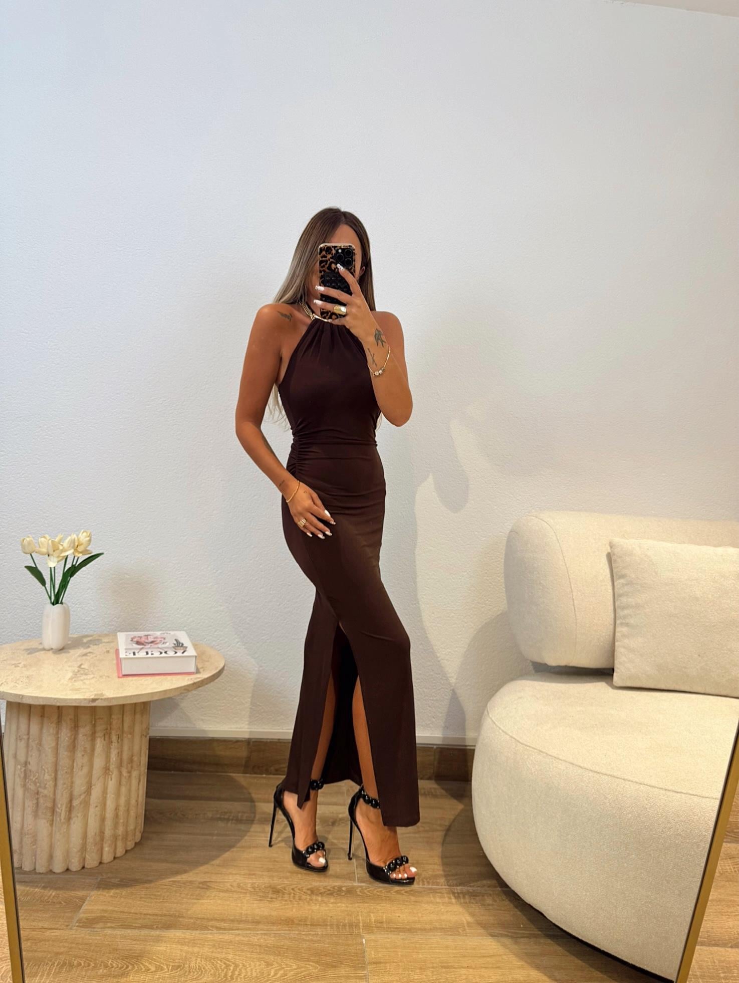 Halter Yaka Aksesuar Kahve Midi Boy Elbise