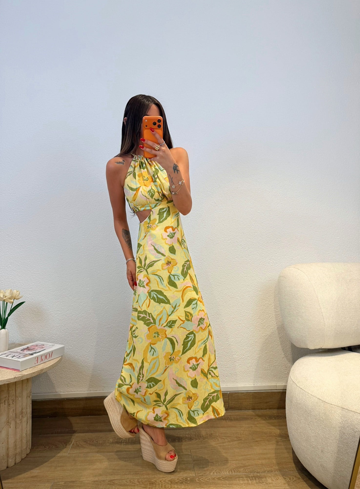 Halter Yaka Bel Detay Sarı Keten Elbise