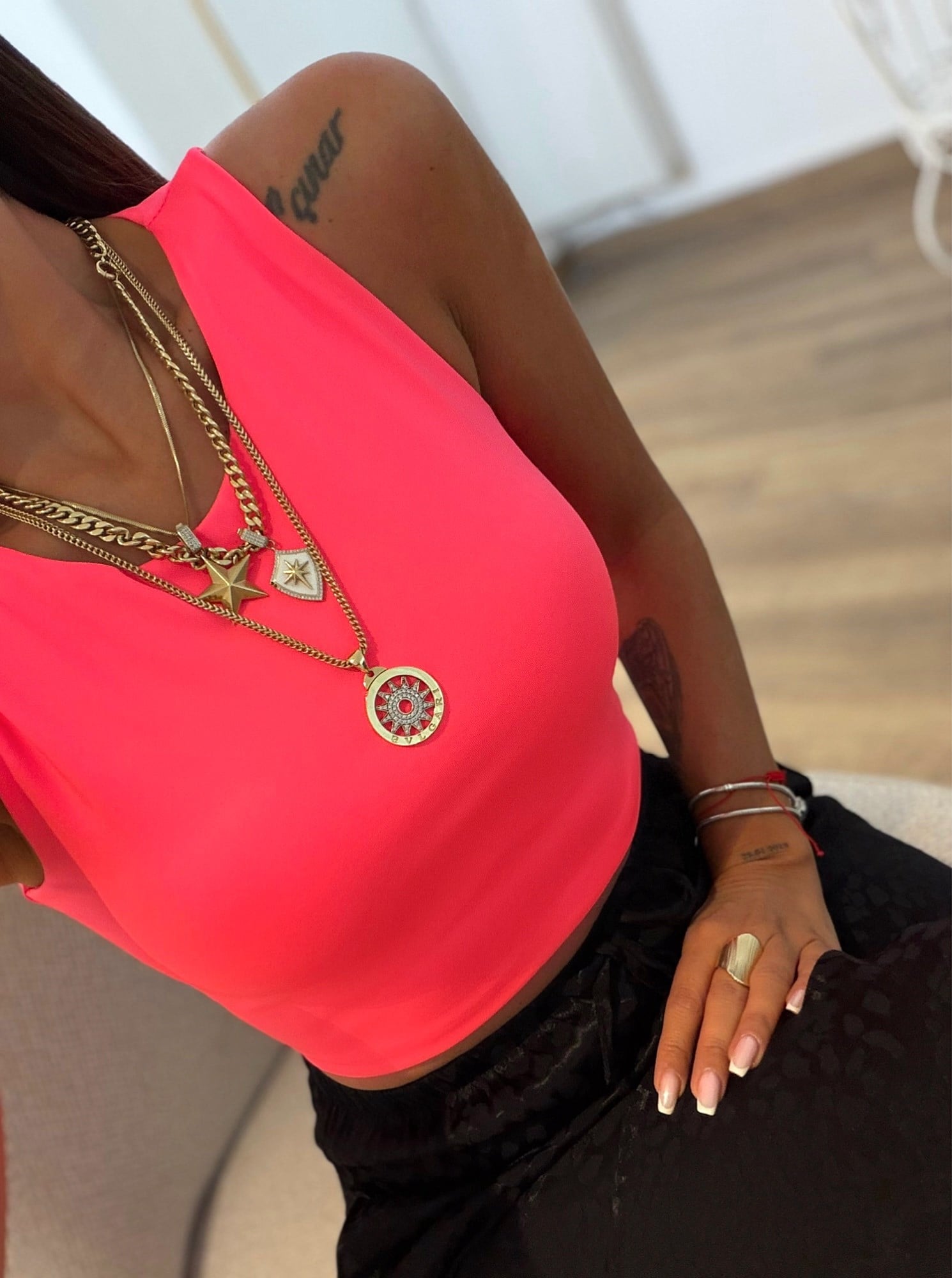 Halter Yaka Çift Kat Sandy Neon Pembe Crop