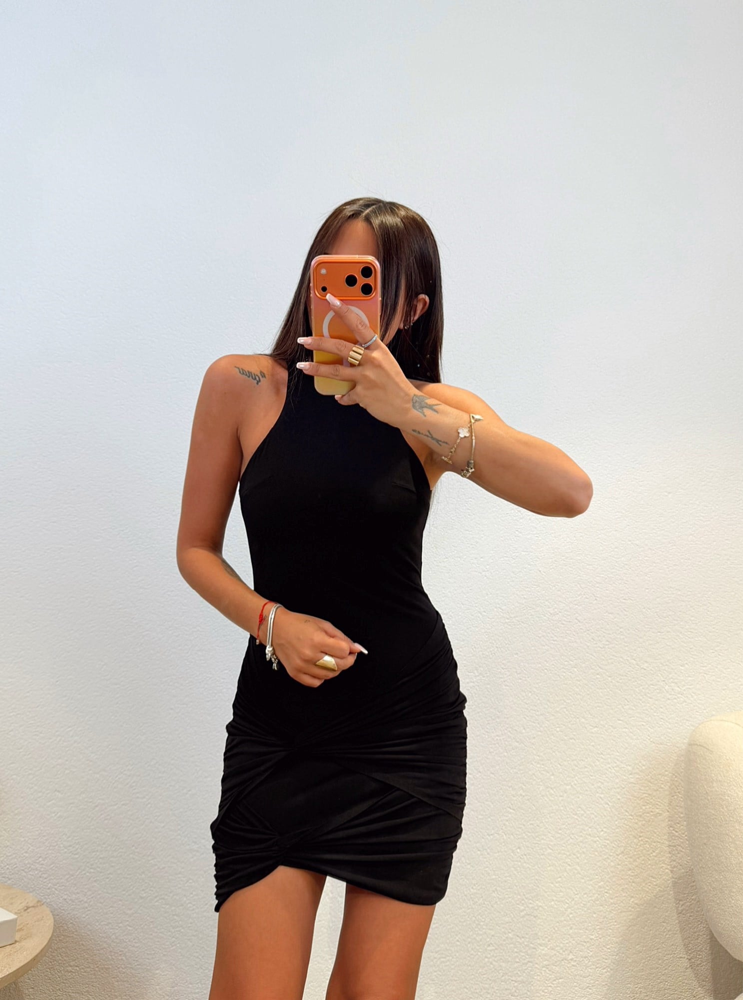 Halter Yaka Drapeli Siyah Elbise