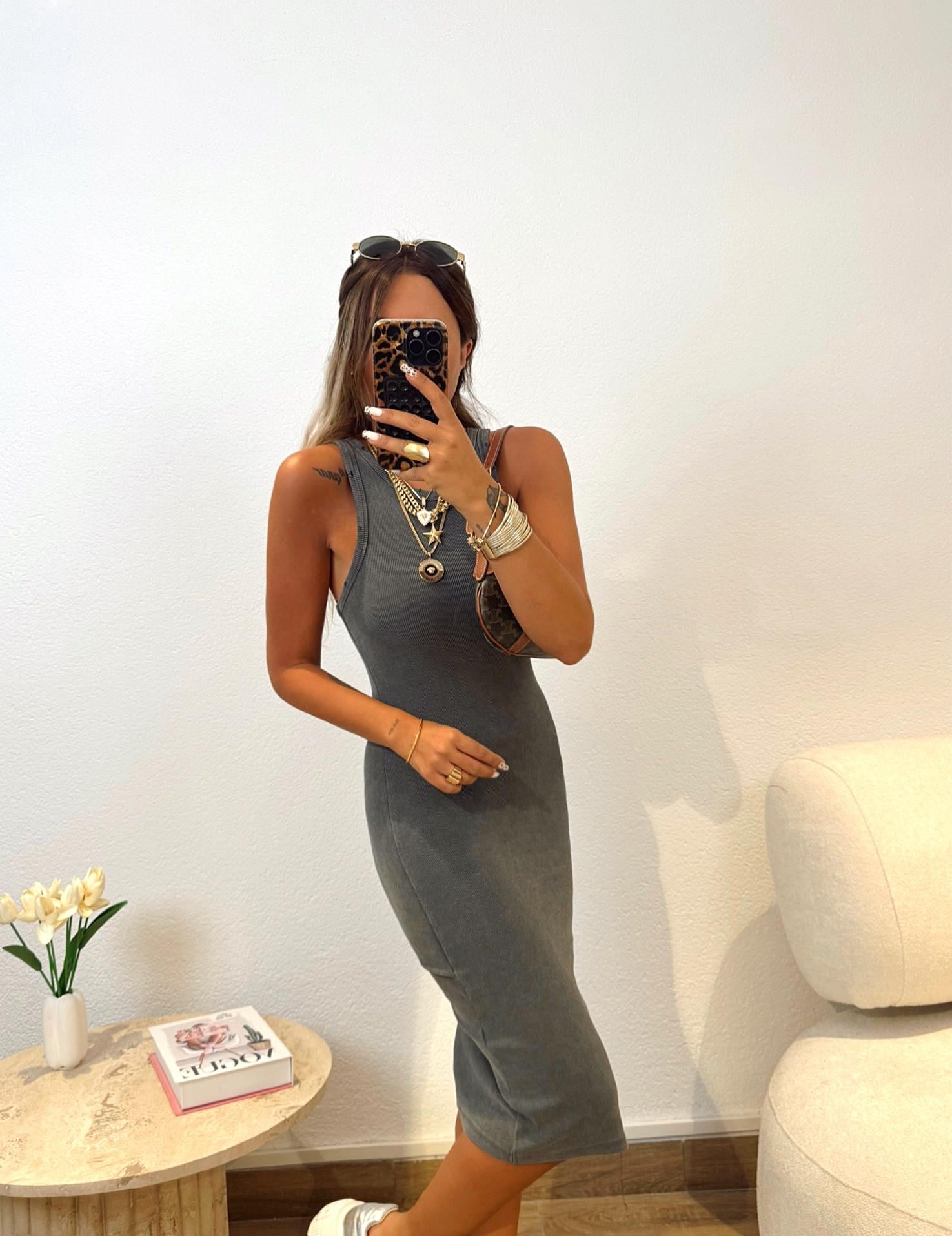 Halter Yaka Yıkamalı Basic Elbise