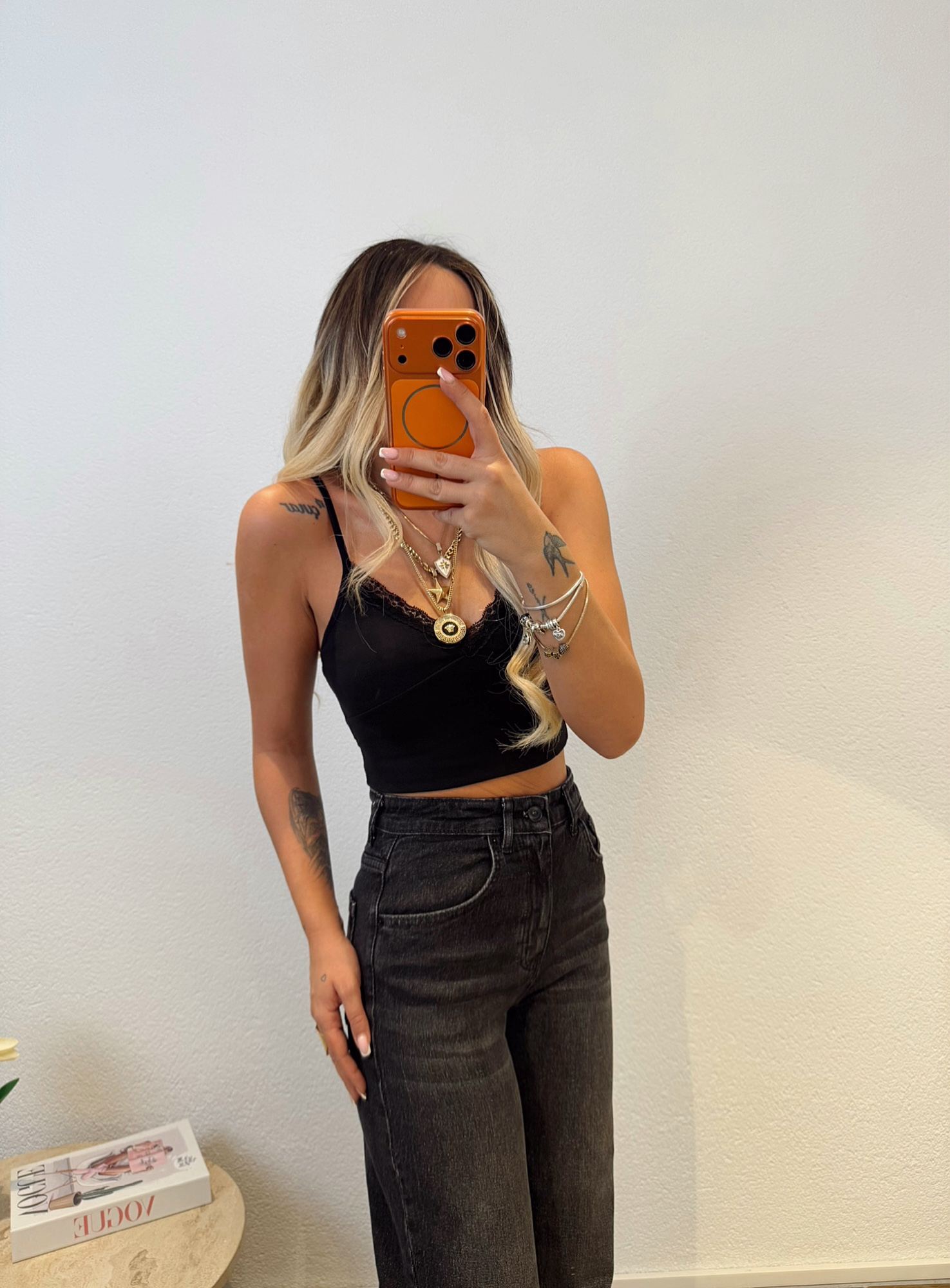 İp Askılı Dantel Detay Crop