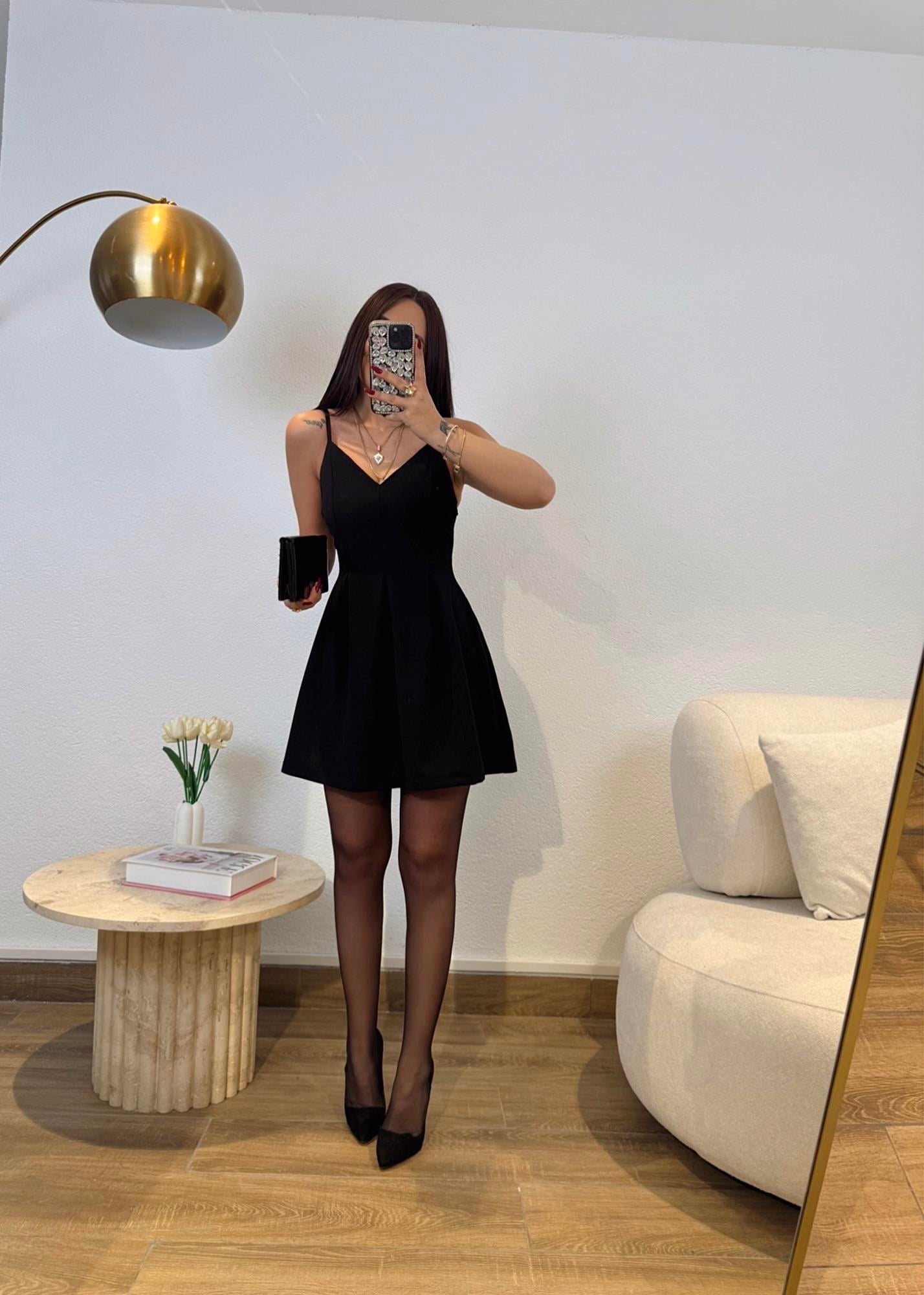 İp Askılı Pileli Mini Crep Elbise