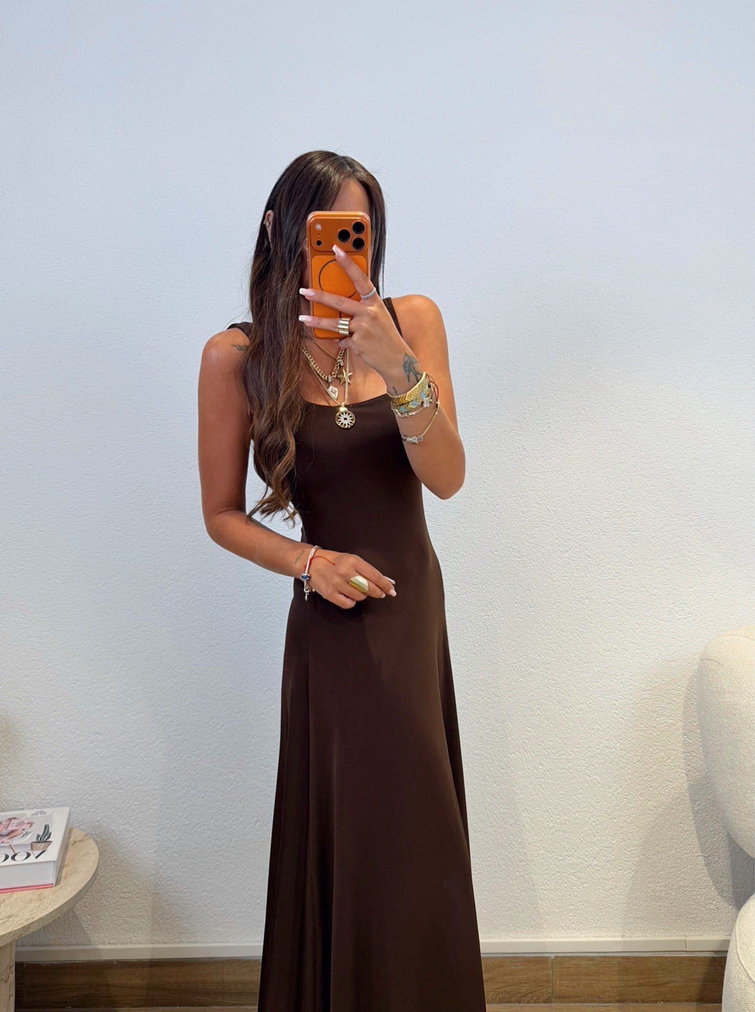 Kalın Askılı Sırt Dekolteli Midi Boy Kahve Elbise