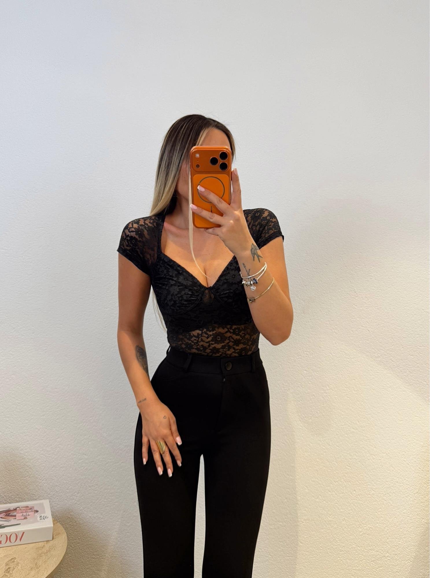 Kalp Yaka Dantel Crop