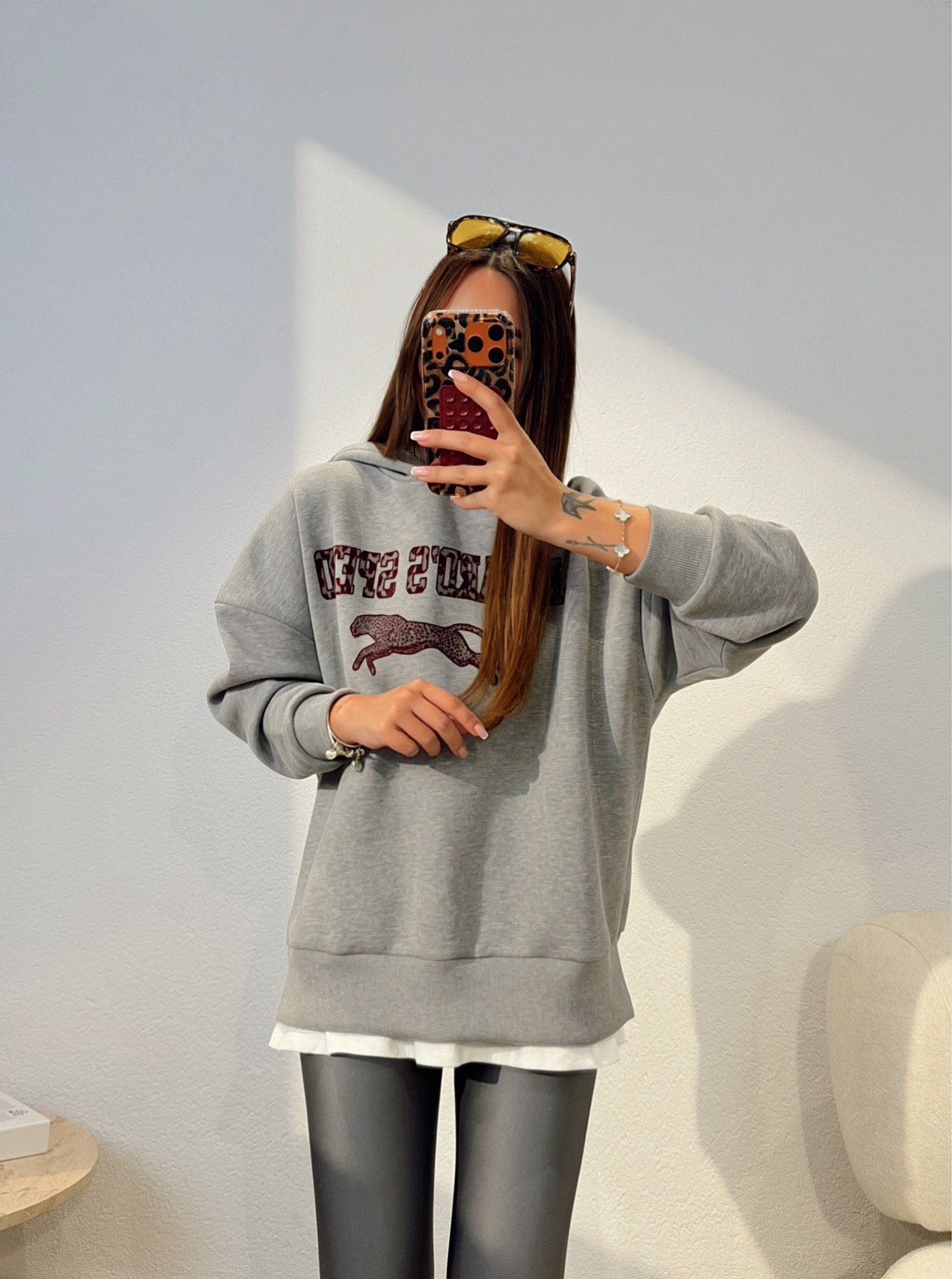 Kapişonlu Basic Detay Leopar Baskı Sweatshirt 