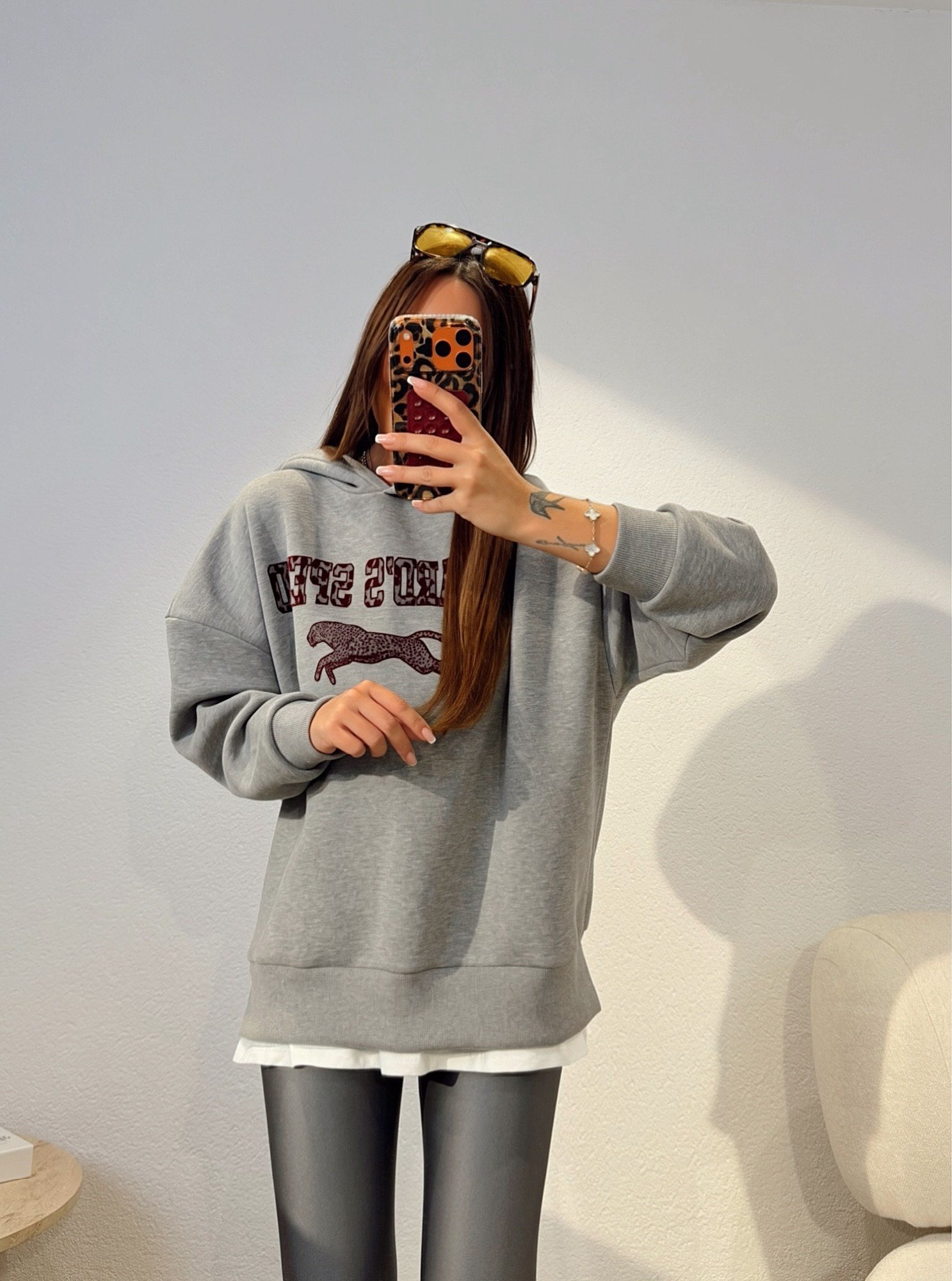 Kapişonlu Basic Detay Leopar Baskı Sweatshirt 