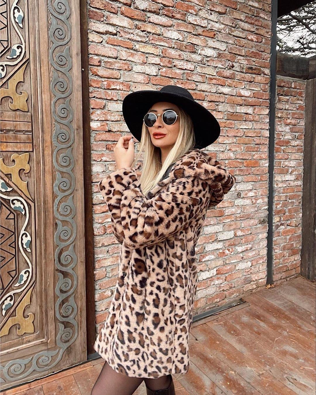Kapişonlu Leopar Kürk