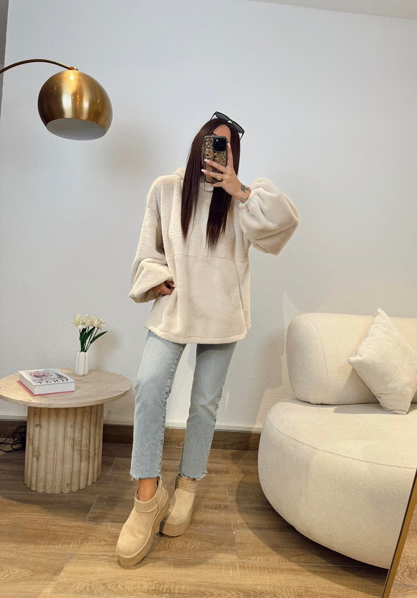 Kapişonlu Oversize Peluş Sweatshirt