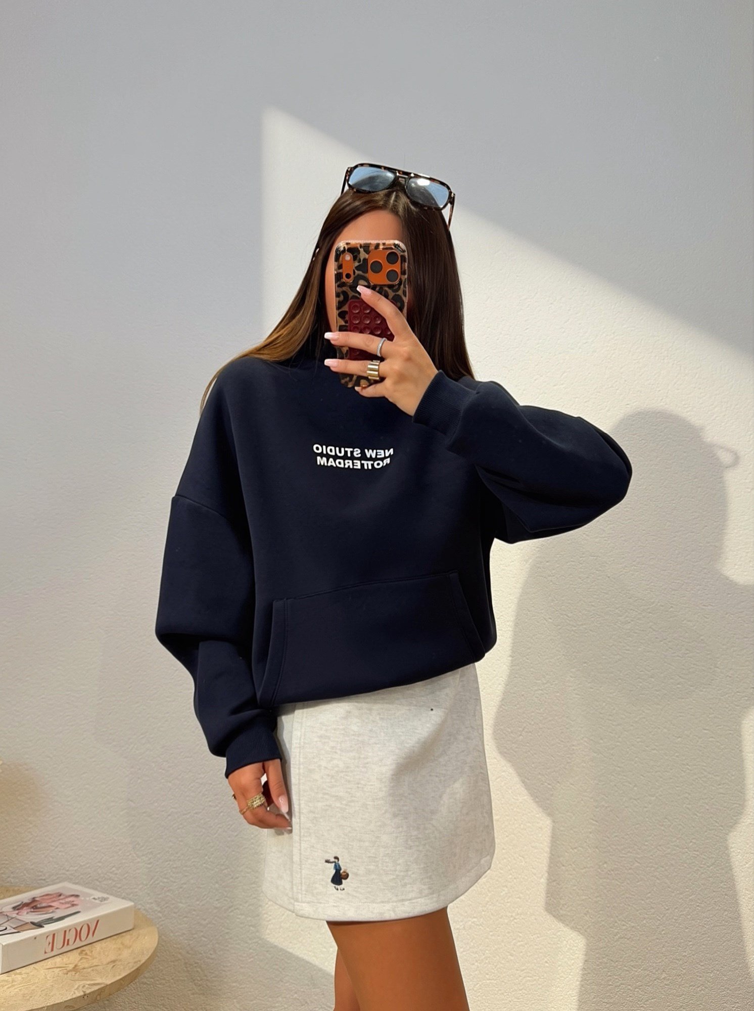 Kapişonlu Şardonlu New Studio Laci Sweatshirt