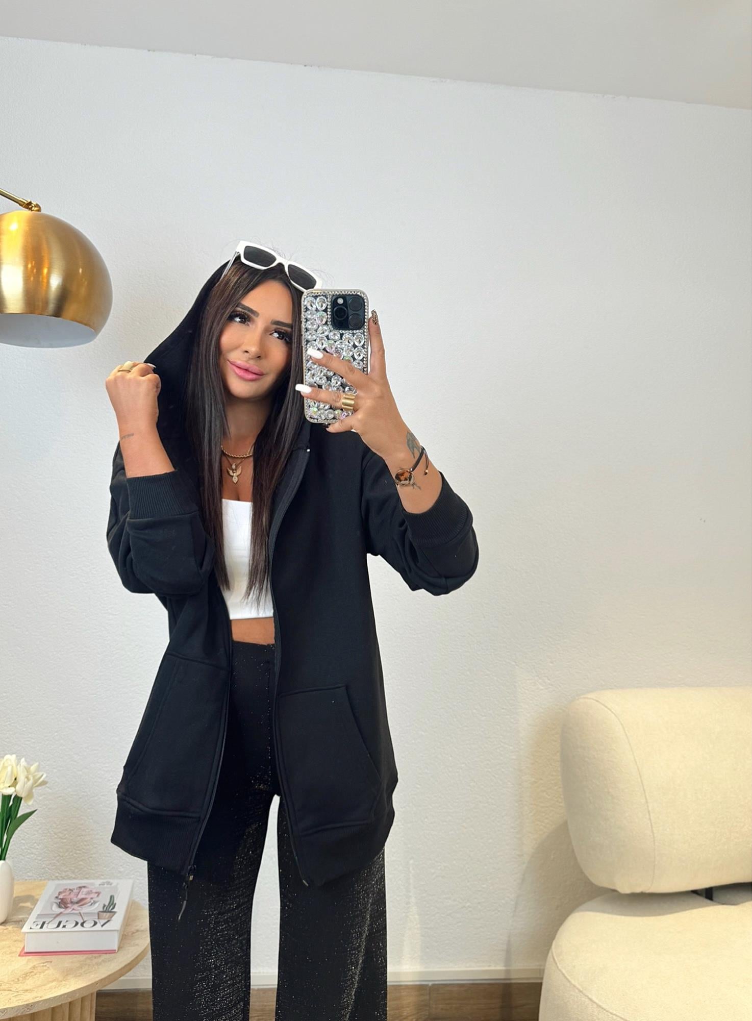 Kapişonlu Siyah Sweat Hırka