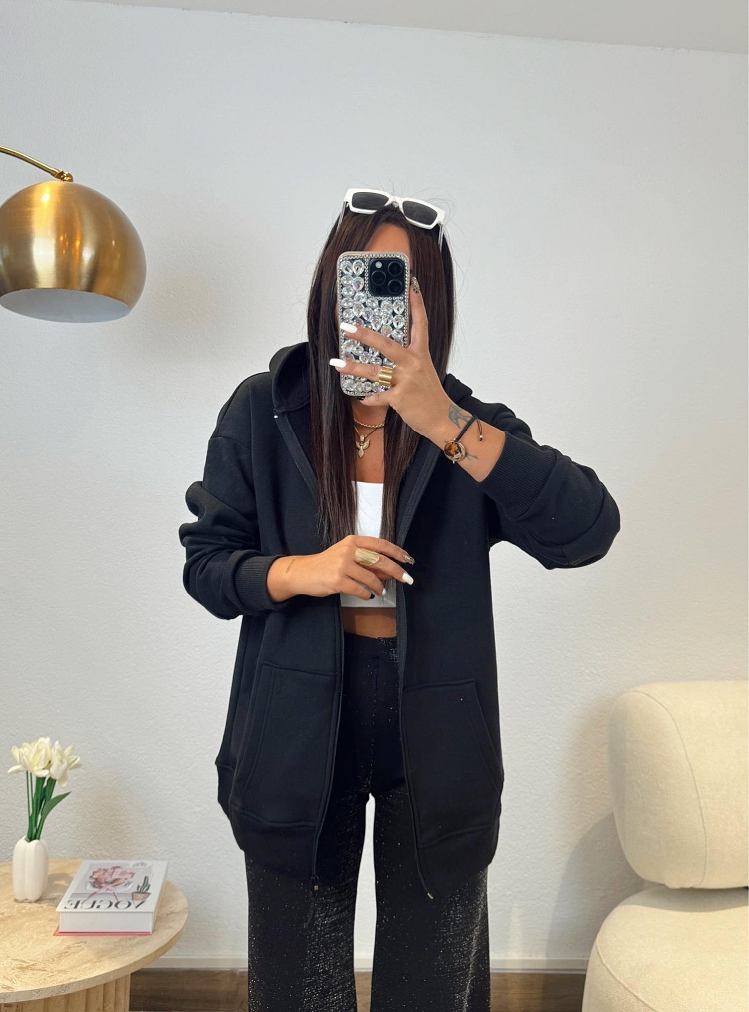Kapişonlu Siyah Sweat Hırka