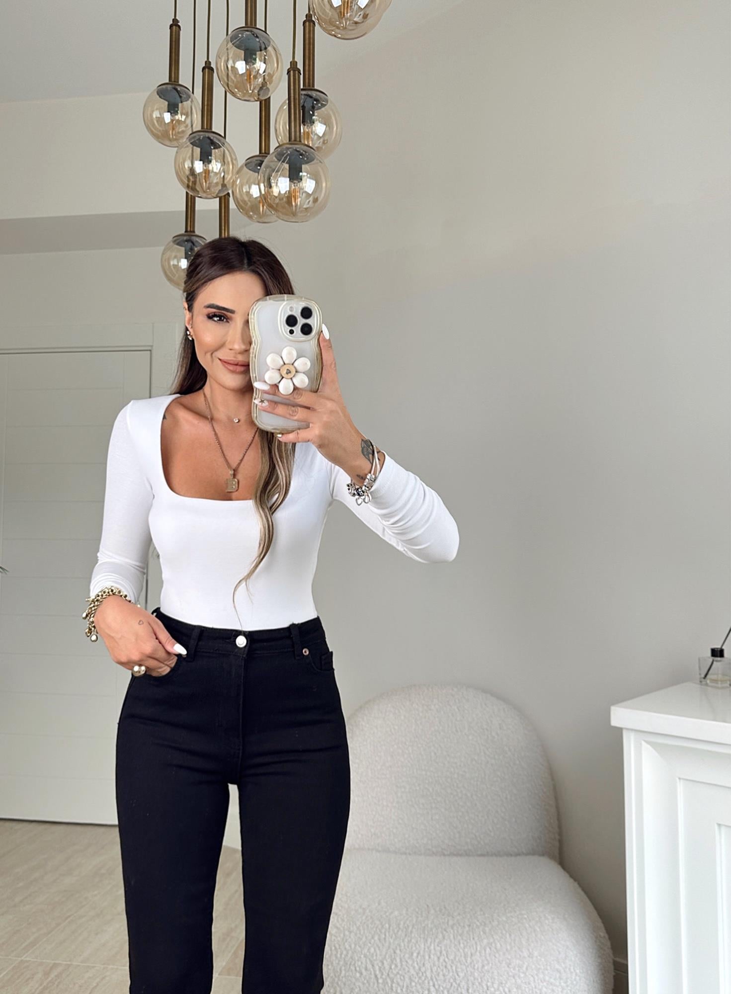 Kare Yaka Çift Kat Uzun Kollu Beyaz Crop