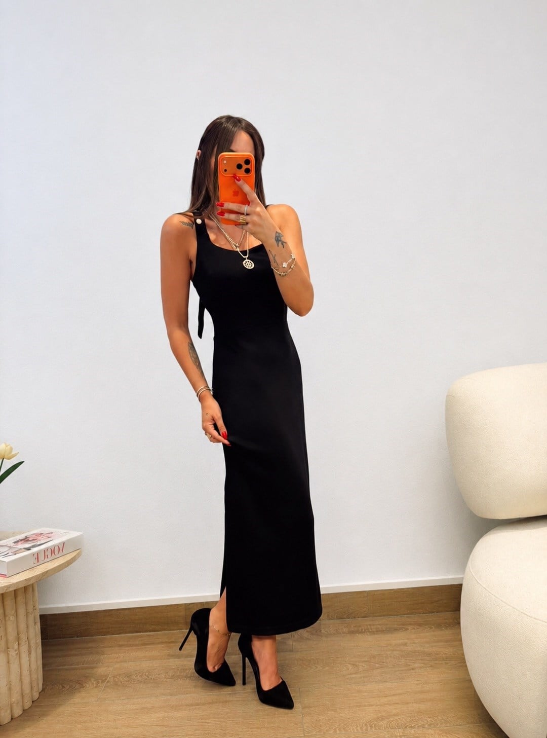 Kare Yaka Çıtçıt Askı Detay Tek Yanı Yırtmaçlı Midi Boy Elbise