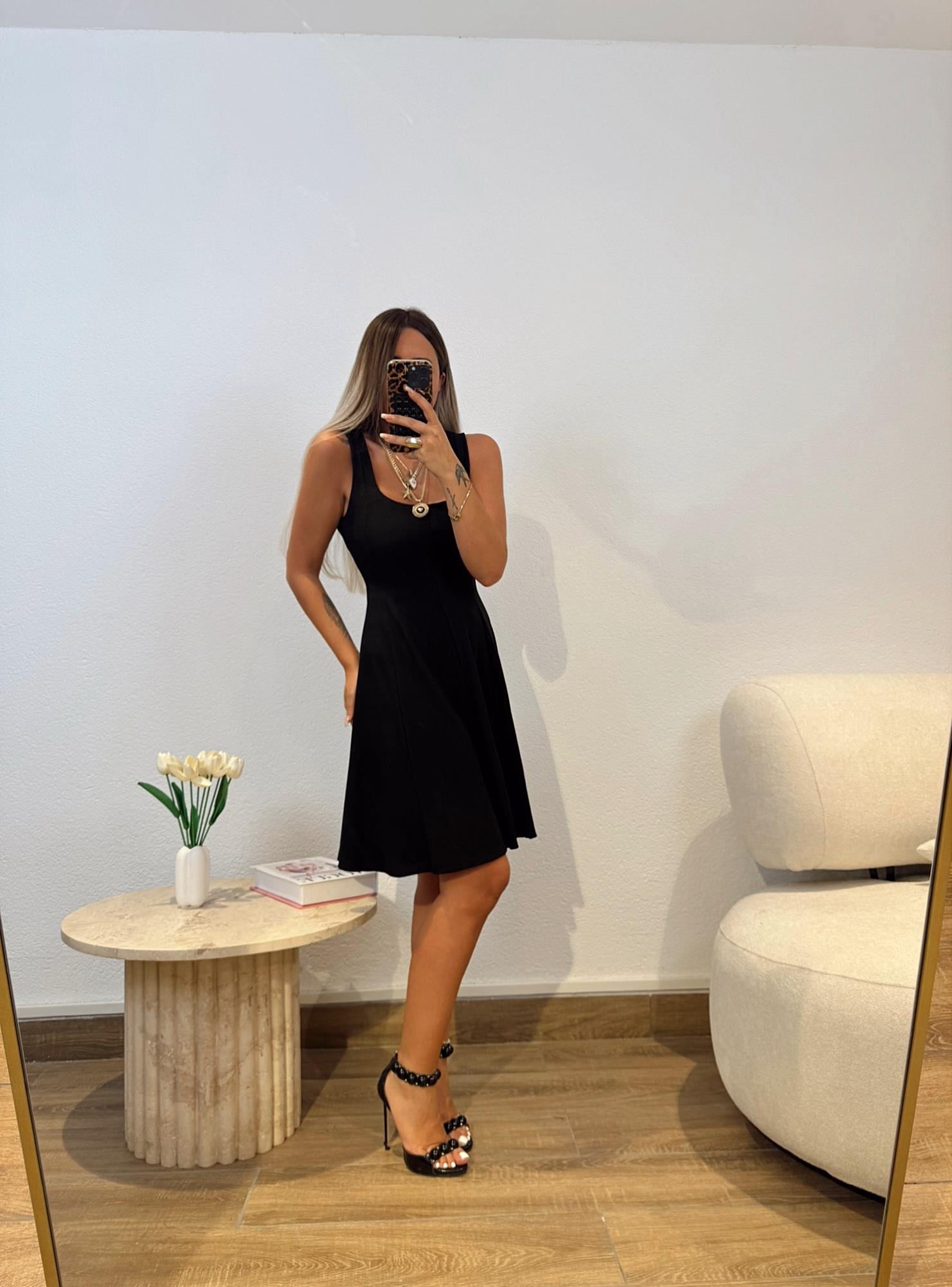 Kare Yaka Mini Çan Elbise