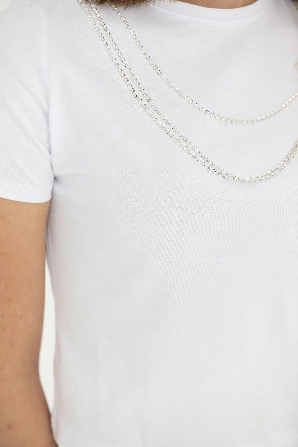 Kolye Detay Crop Basic
