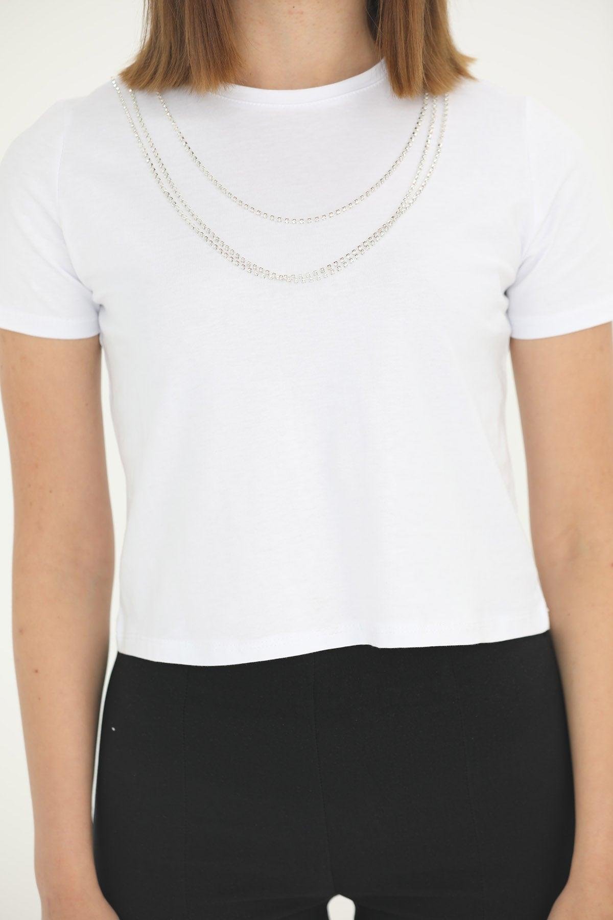 Kolye Detay Crop Basic