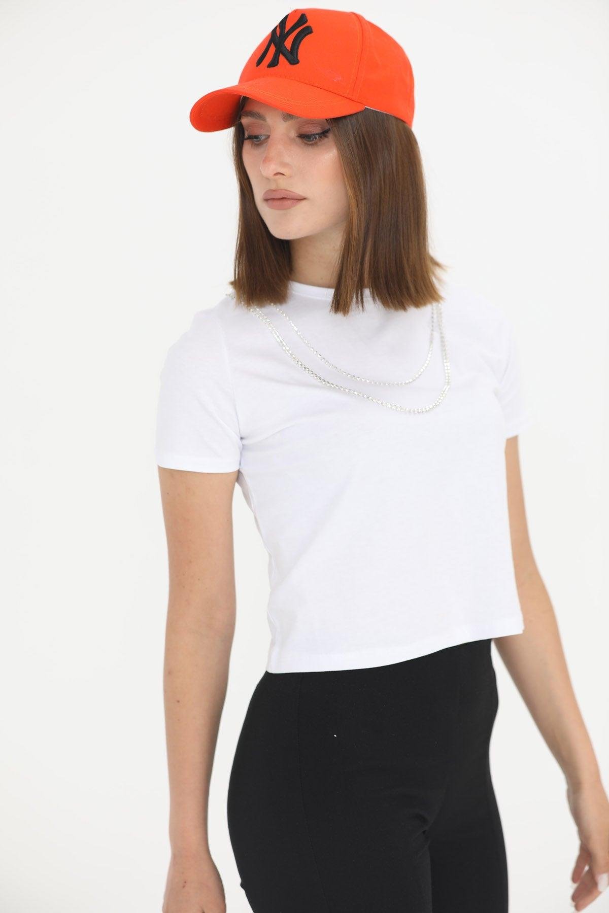 Kolye Detay Crop Basic