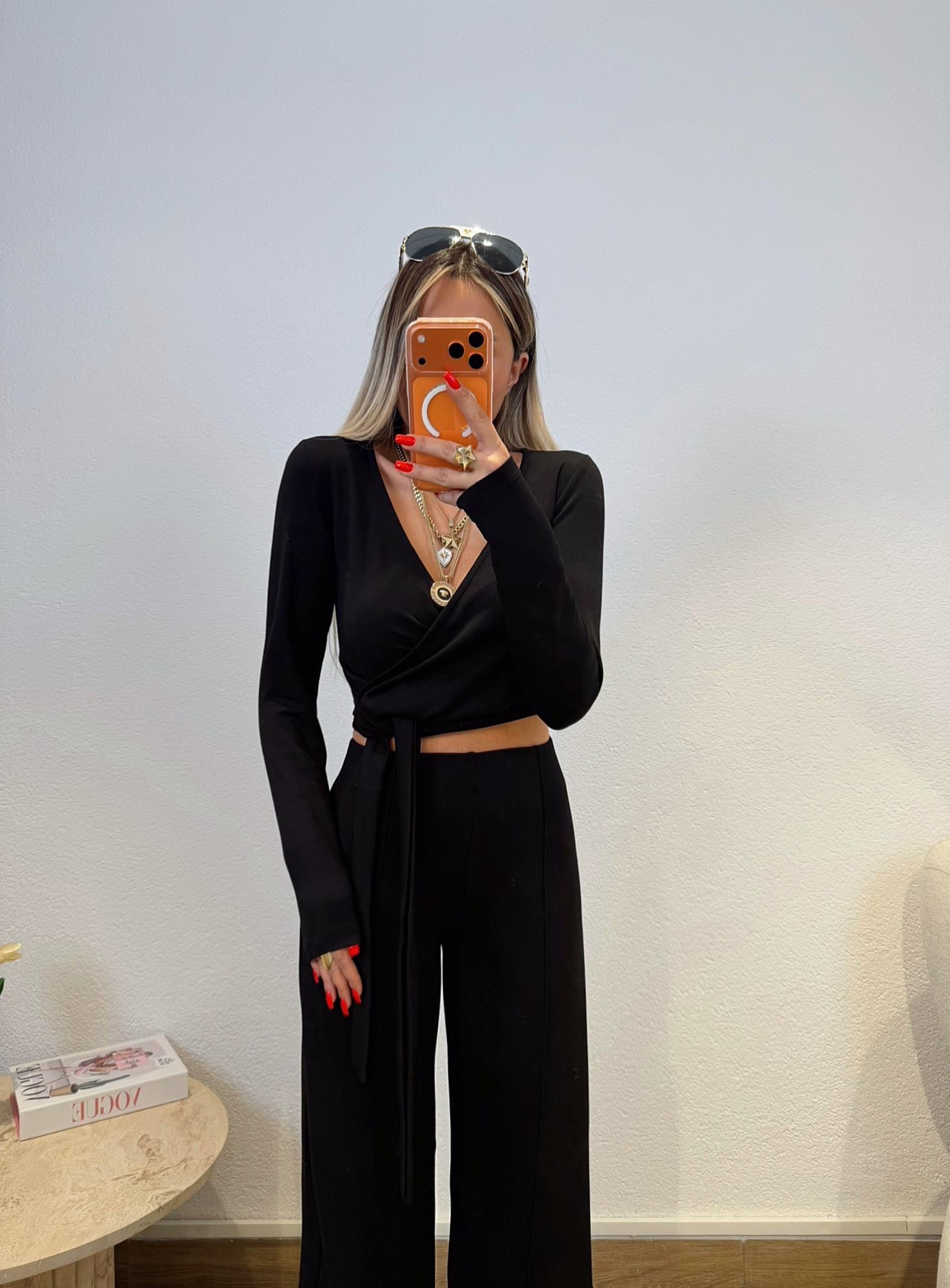 Kruvaze Model Siyah Takım