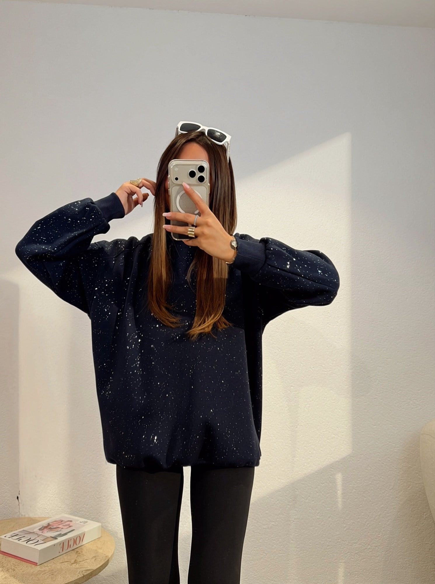 Laci Simli Şardonlu Sweatshirt