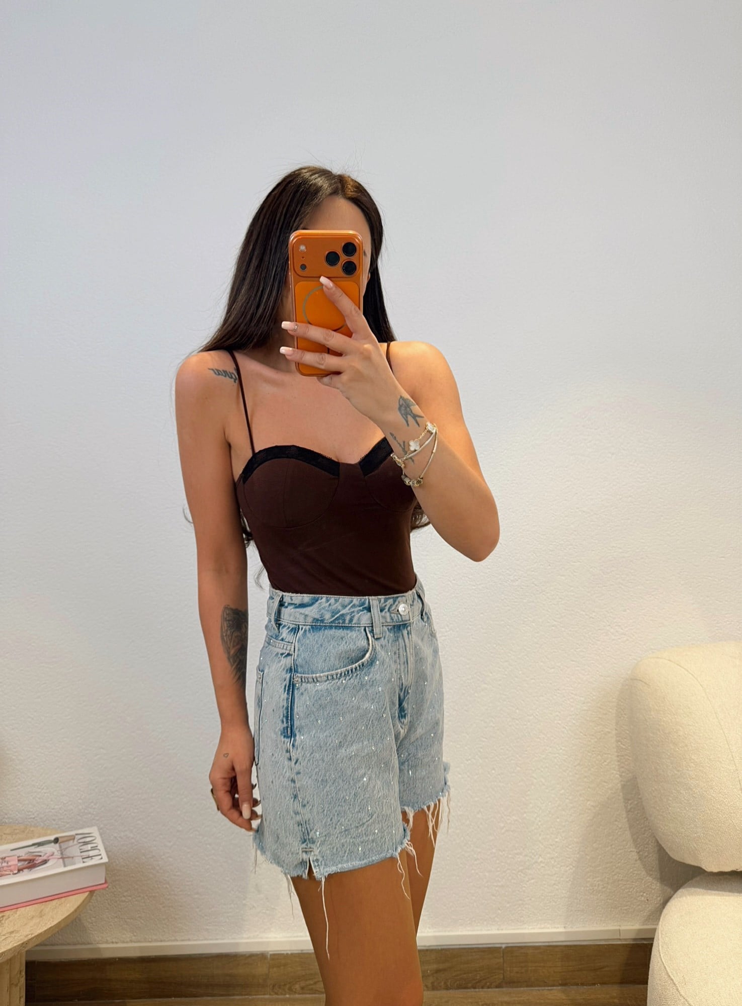 Lastik Askılı Dantel Detay Kahve Crop