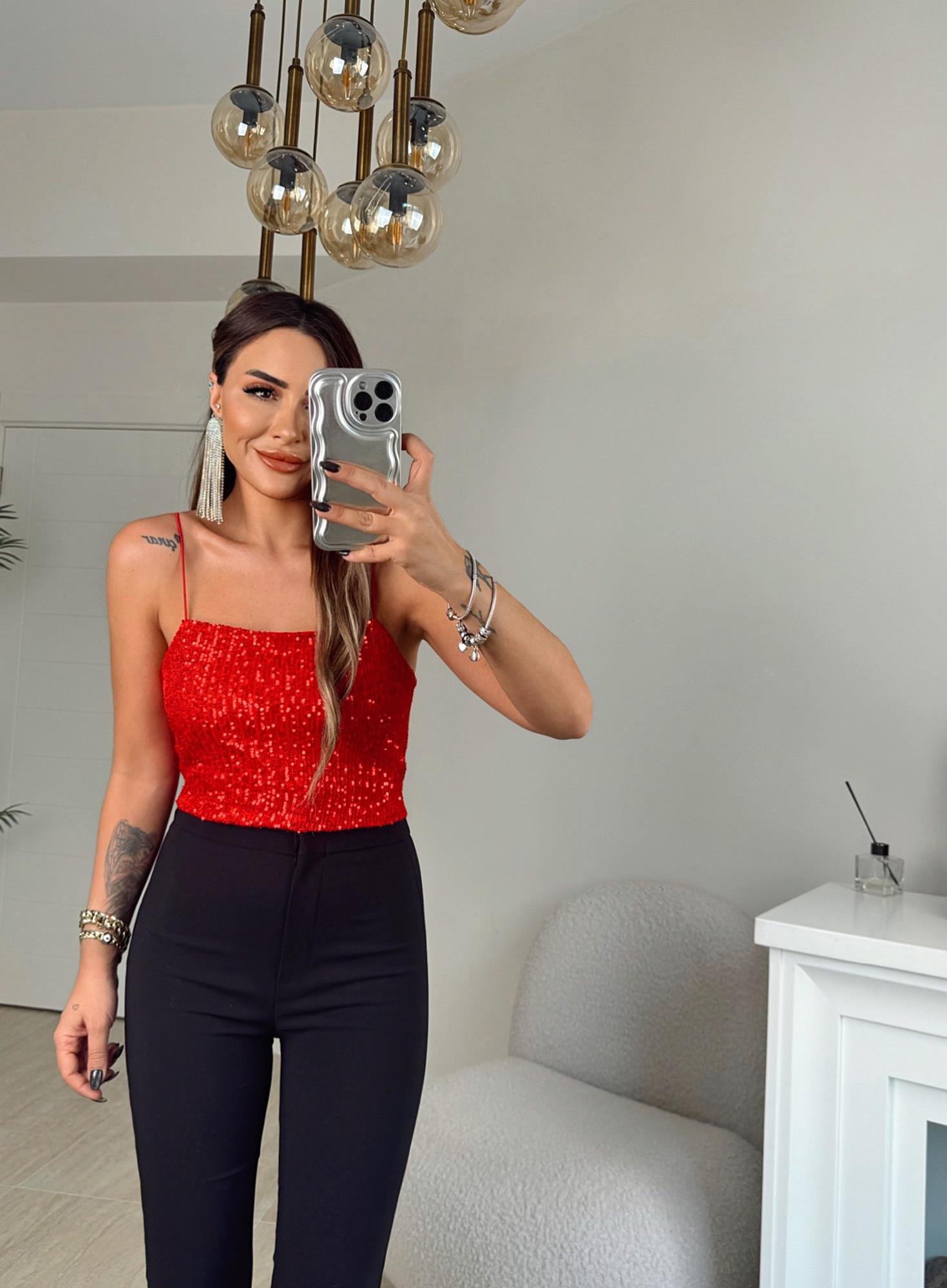 Lastik Askılı Kırmızı Payet Crop