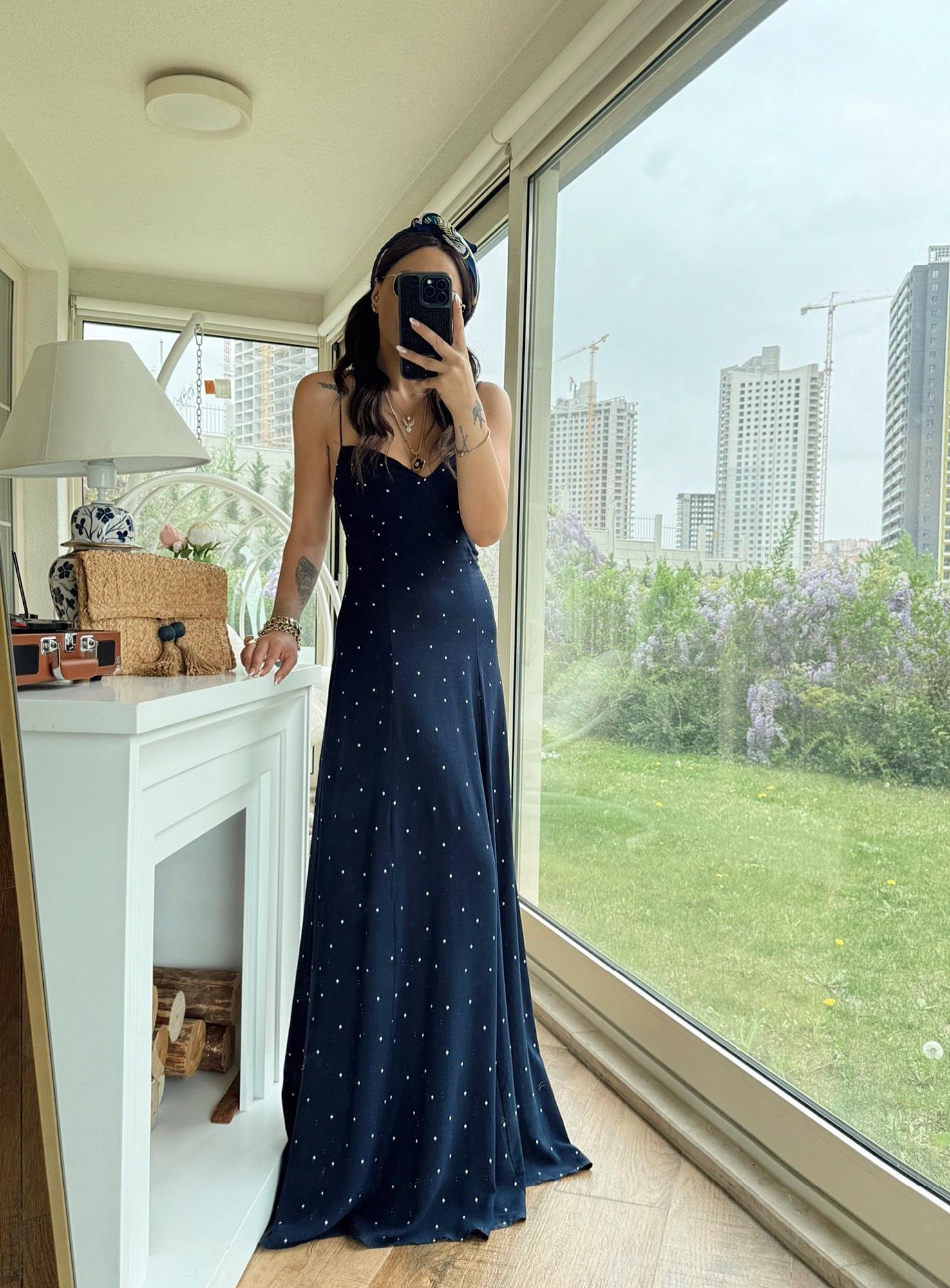 Lastik Askılı Puantiyeli Laci Maxi Elbise